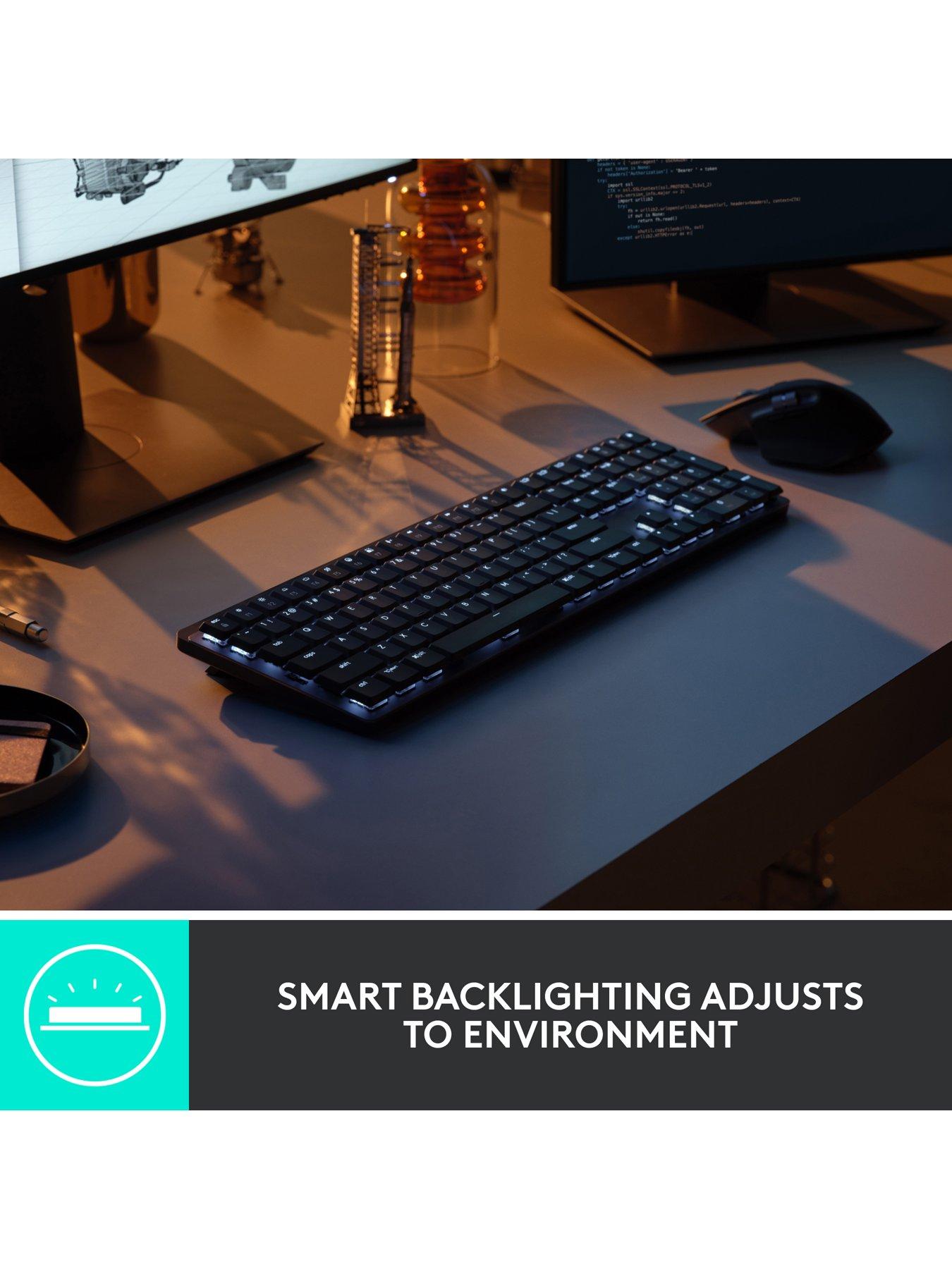 Image 4 of 8 of Logitech MX Mechanical Wireless Illuminated Performance Keyboard - GRAPHITE - UK - EMEA