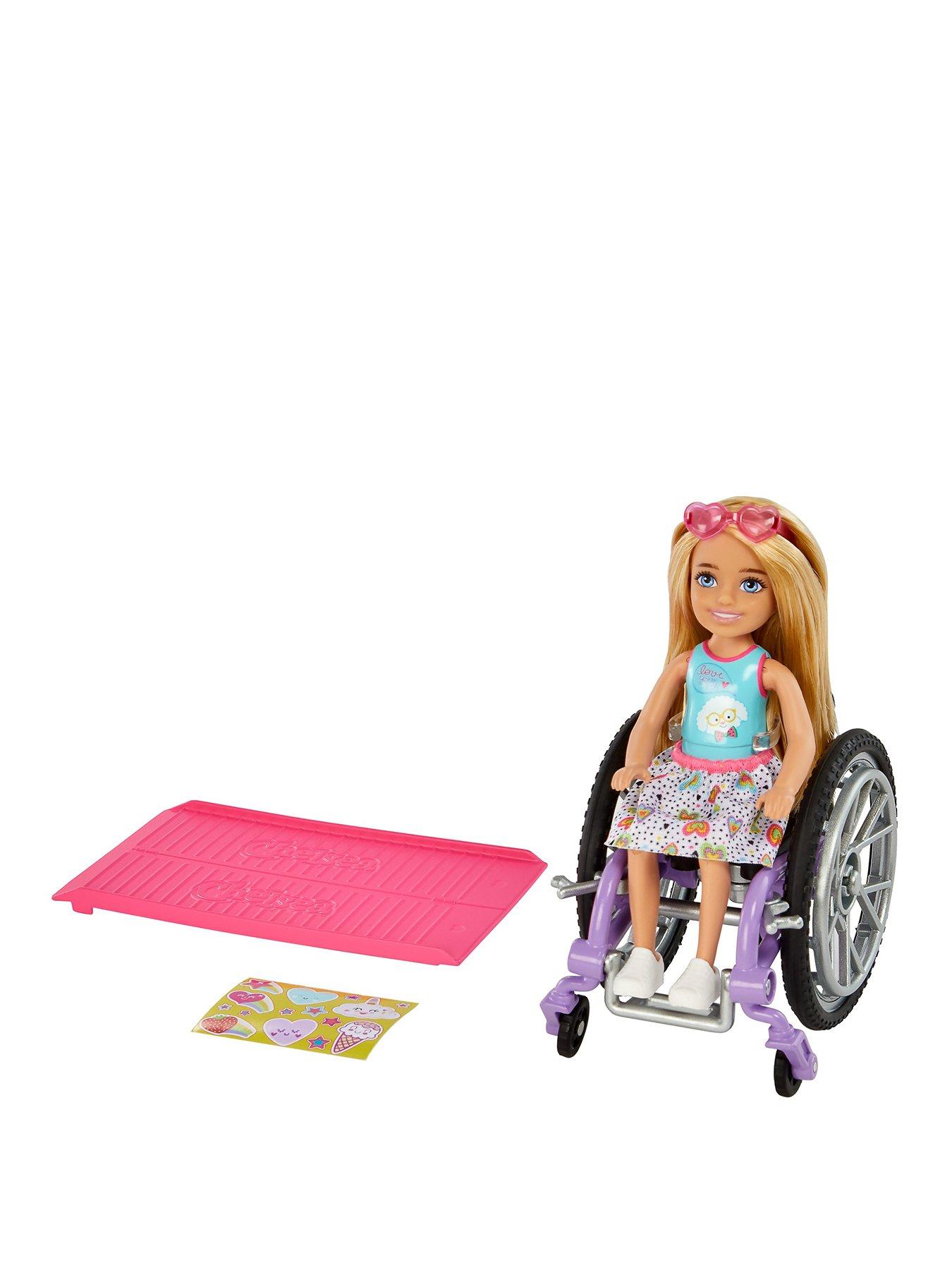 barbie chelsea broke her leg