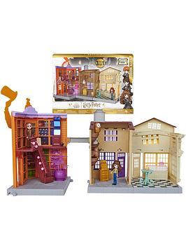 Harry Potter Small Doll Diagon Alley Playset (Hermione And Fred)