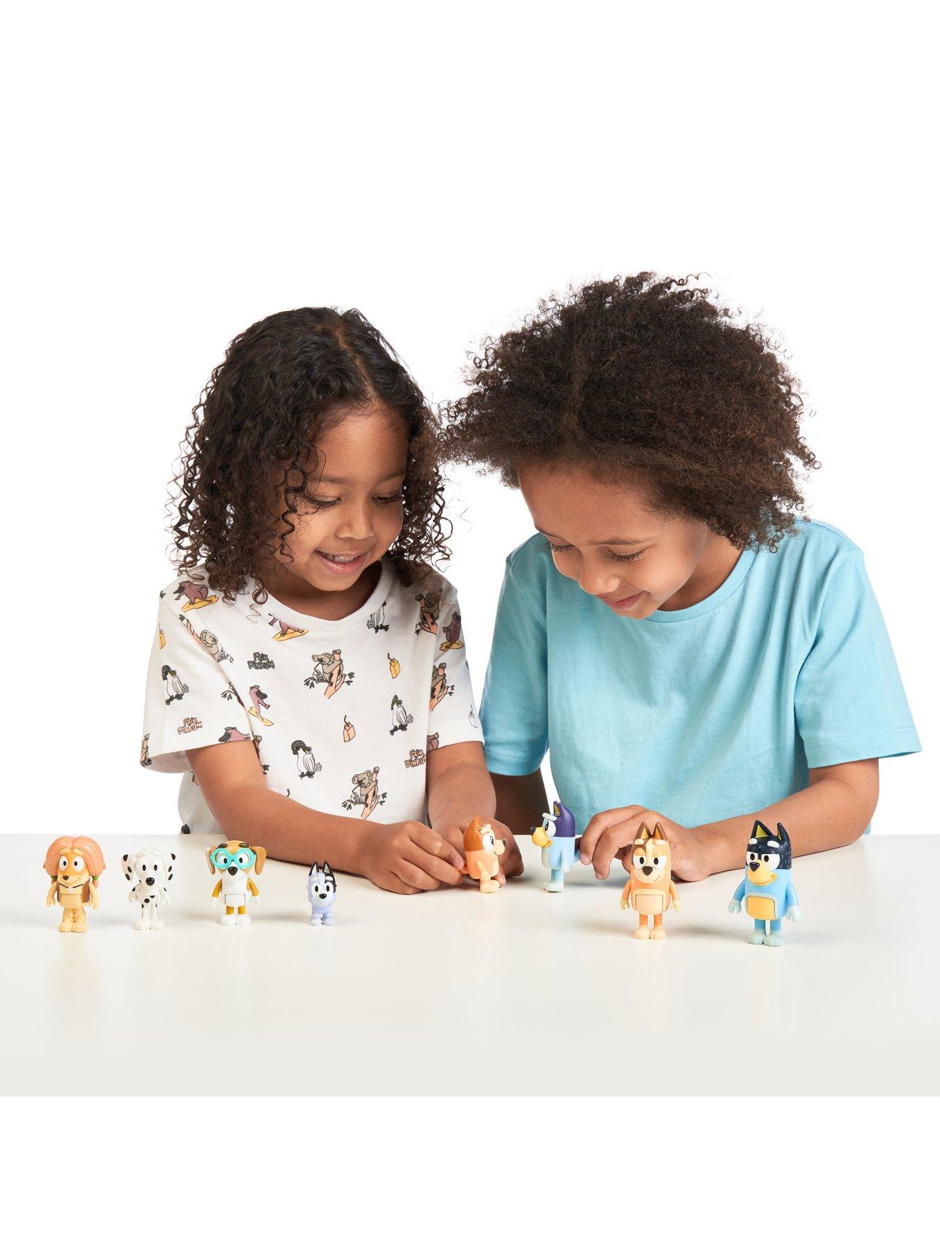 Image 5 of 6 of Bluey Bluey's Family and Friends Figure 8-Pack
