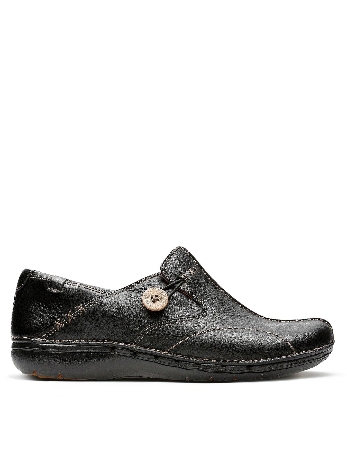 Clarks Wide Fit Un Loop Leather Flat Shoe - Black