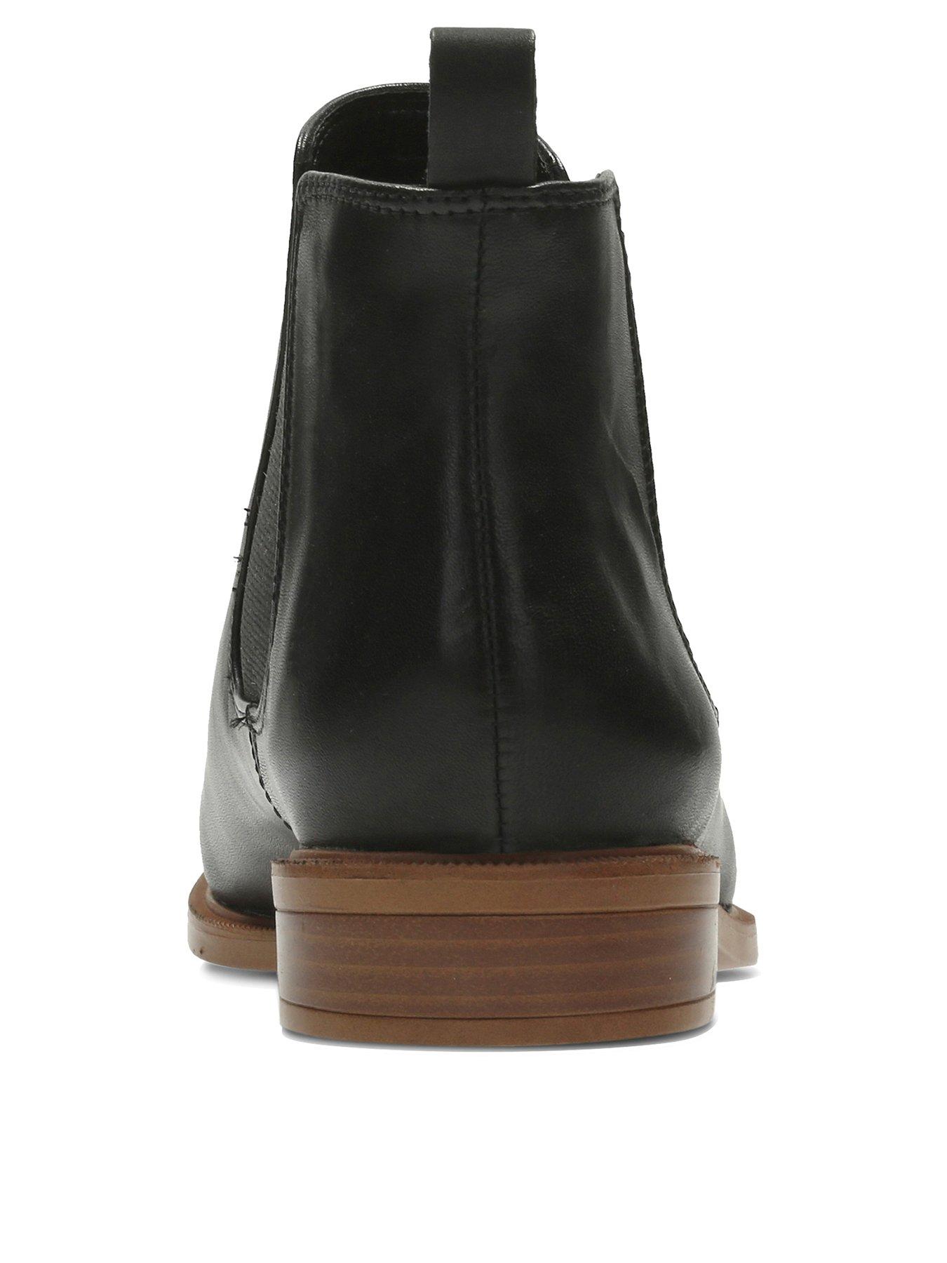 Clarks sale cheap ankle boots