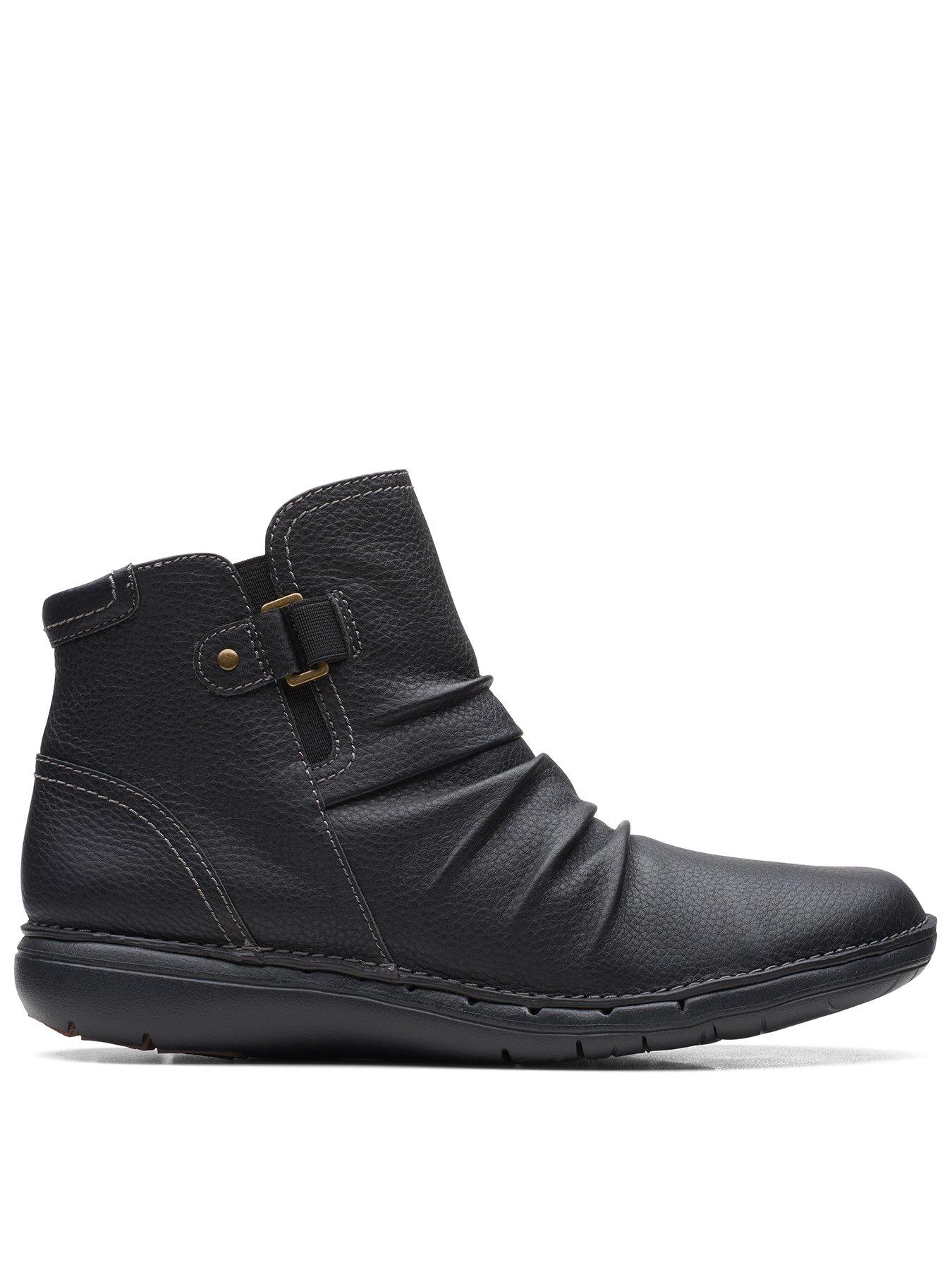 Clarks ladies sale black ankle boots