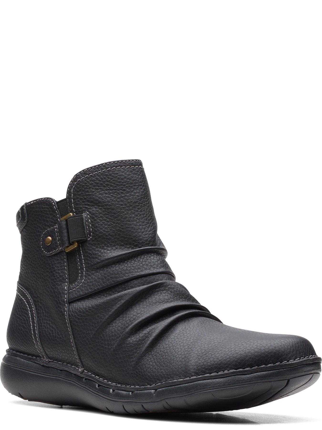 Clarks womens store boots clearance