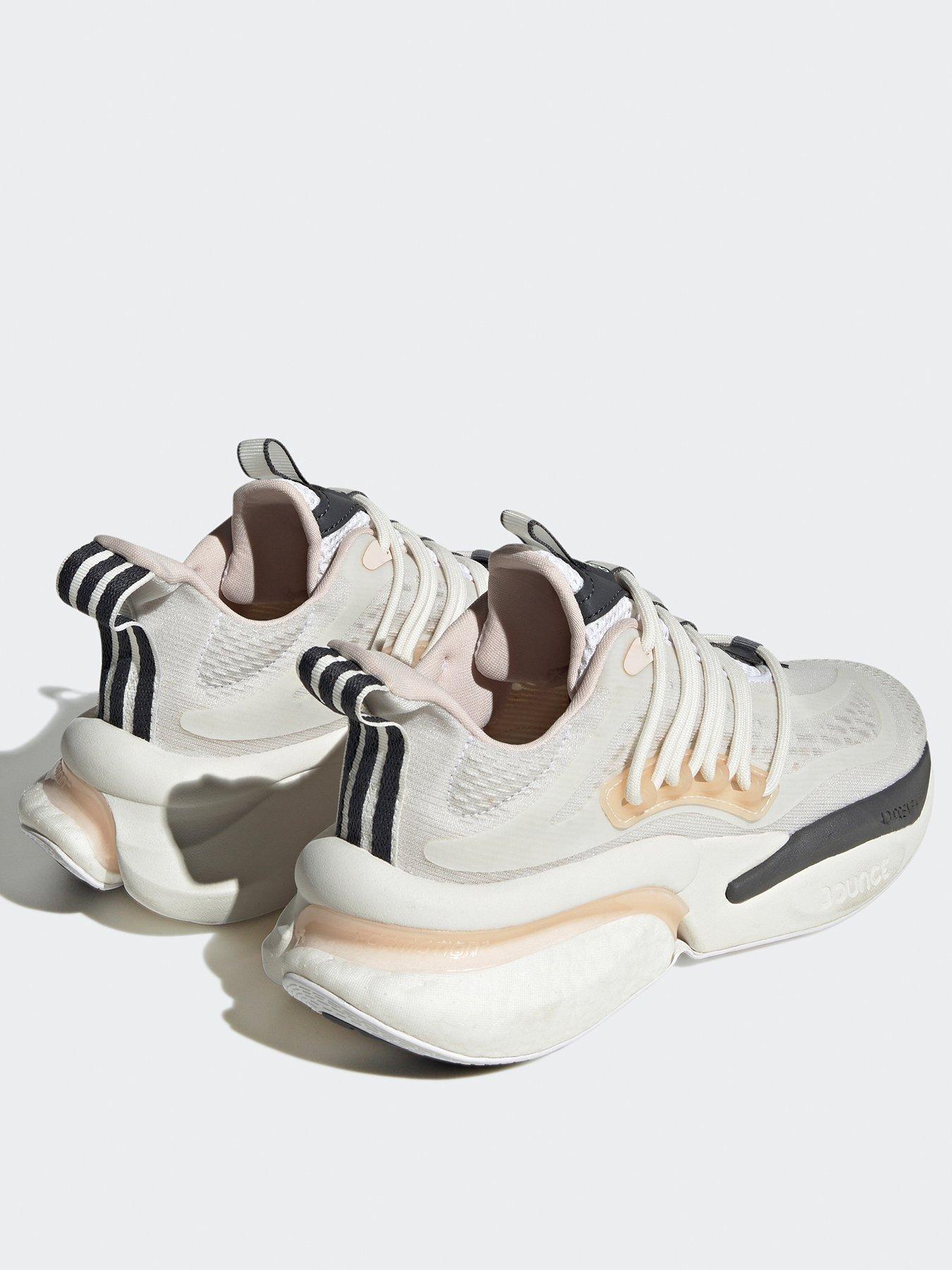 Alphaboost V1 Trainers White Pink