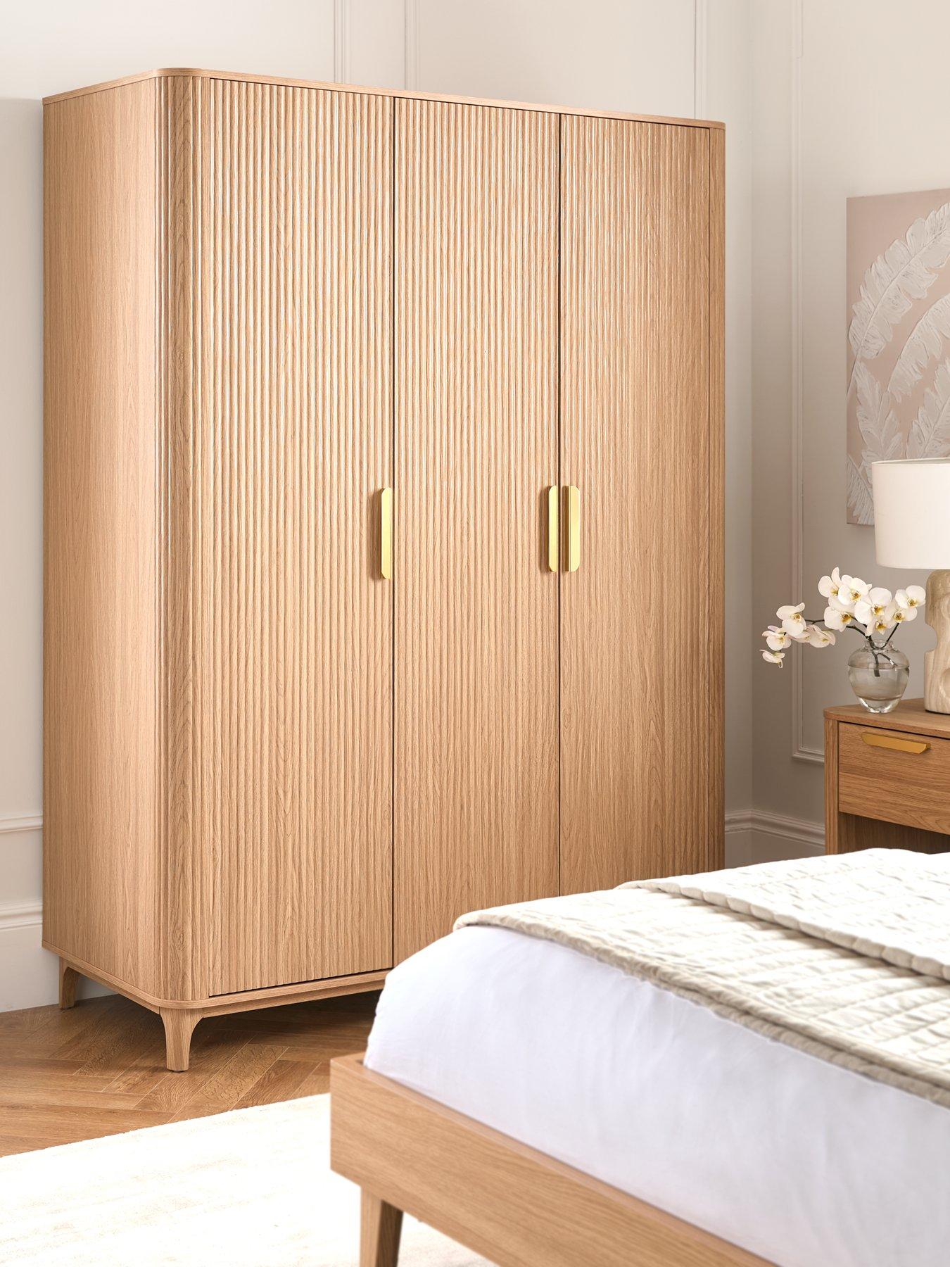 Product photograph of Very Home Carina 3 Door Wardrobe - Oak from very.co.uk