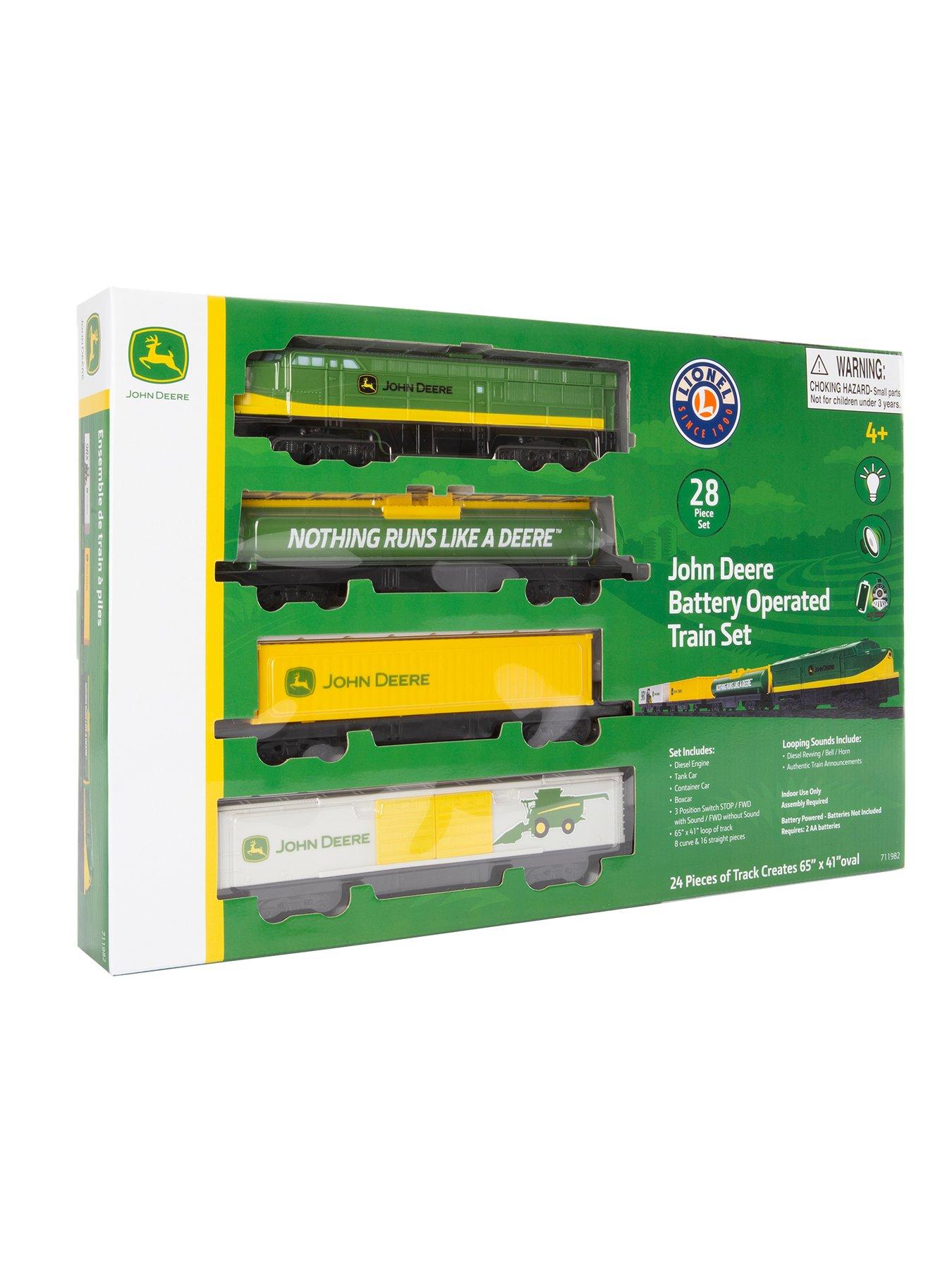 John Deere 28 Piece Train Set Very