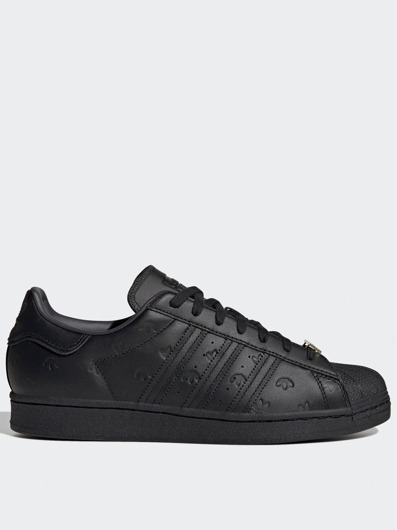 Adidas superstar 2024 black sale