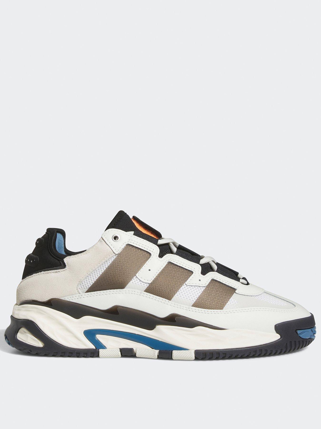 Adidas classic trainers sales uk