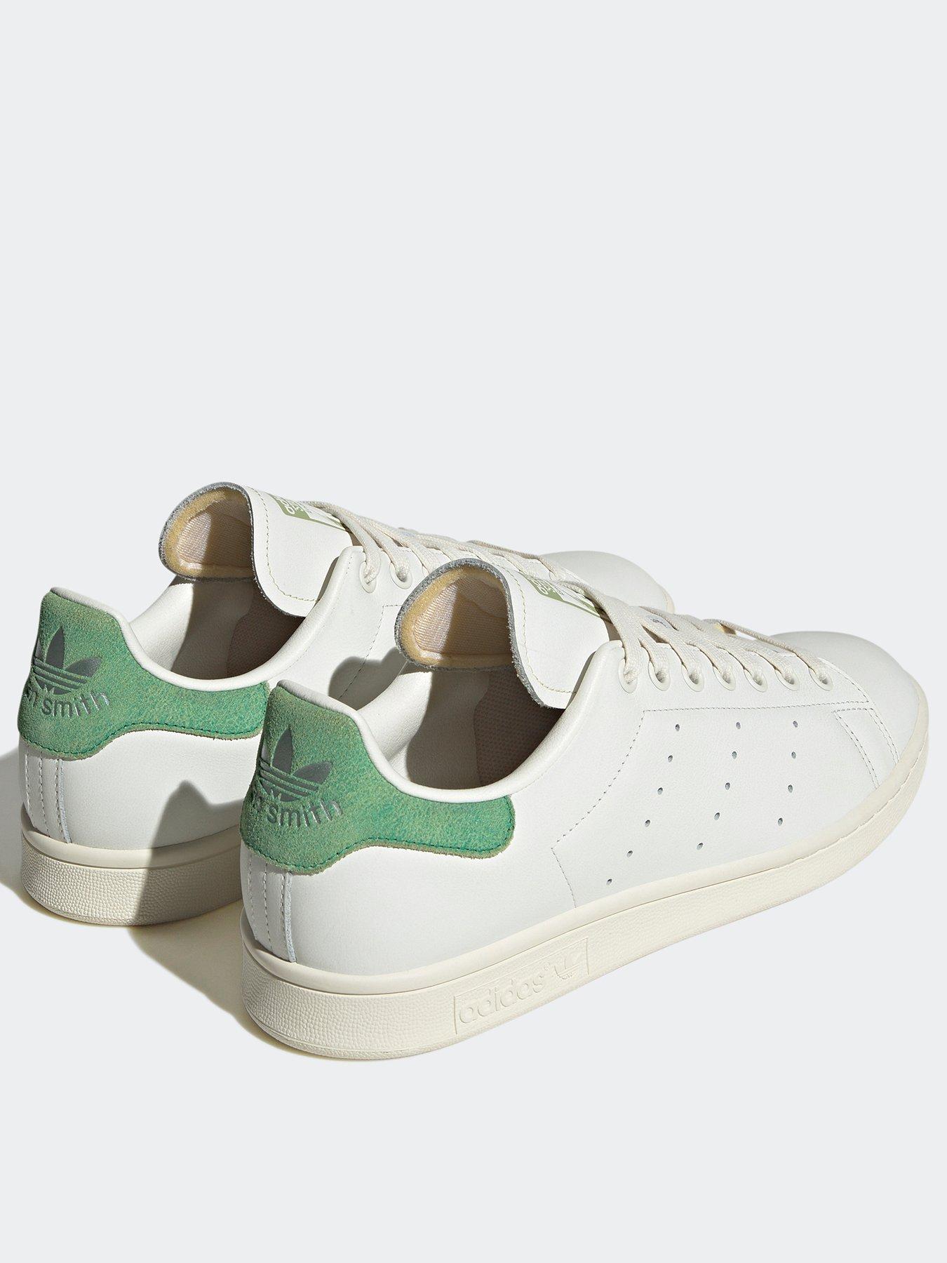 Adidas originals stan smith trainers outlet in white and green