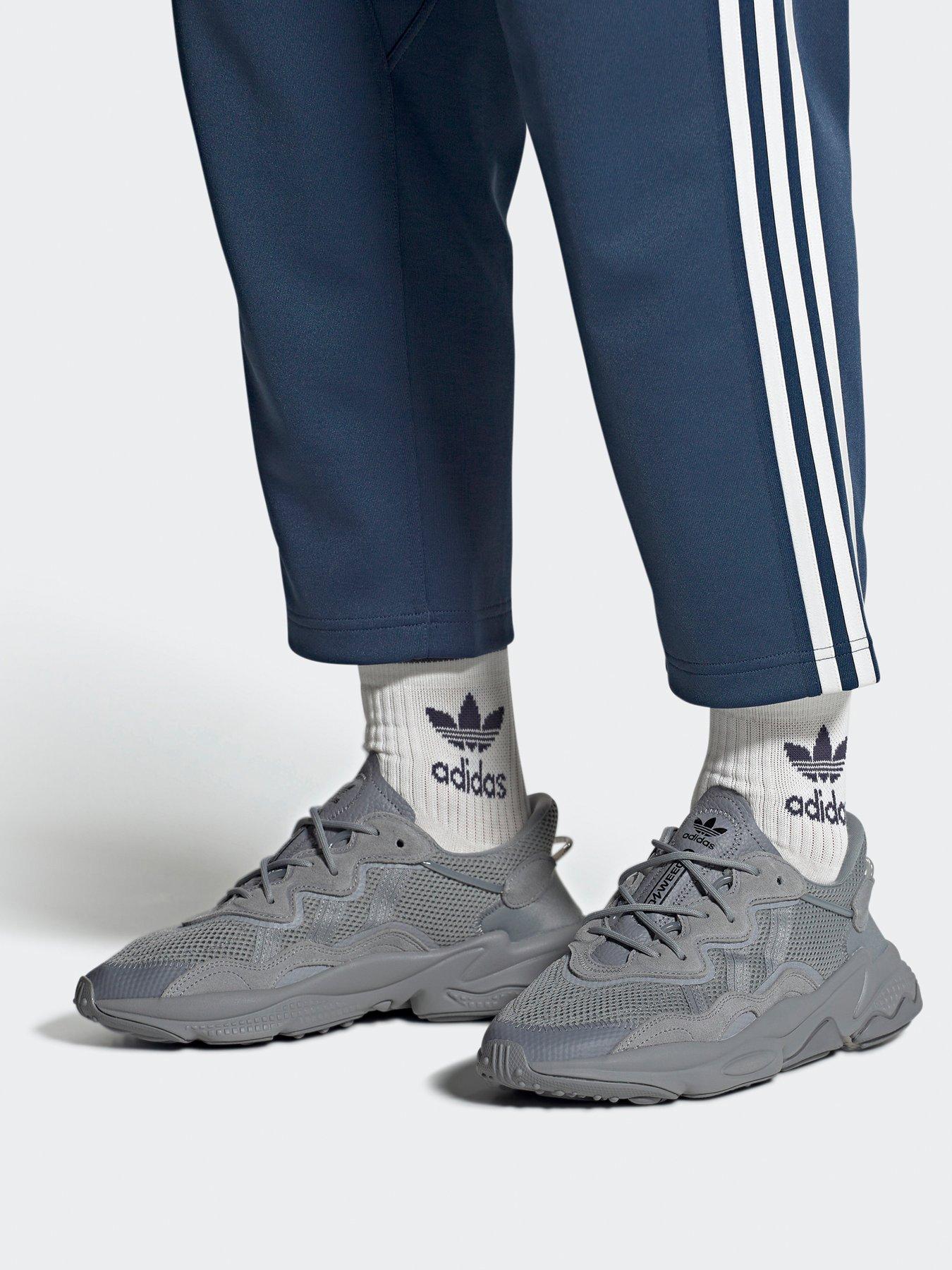 Ozweego adidas grey online