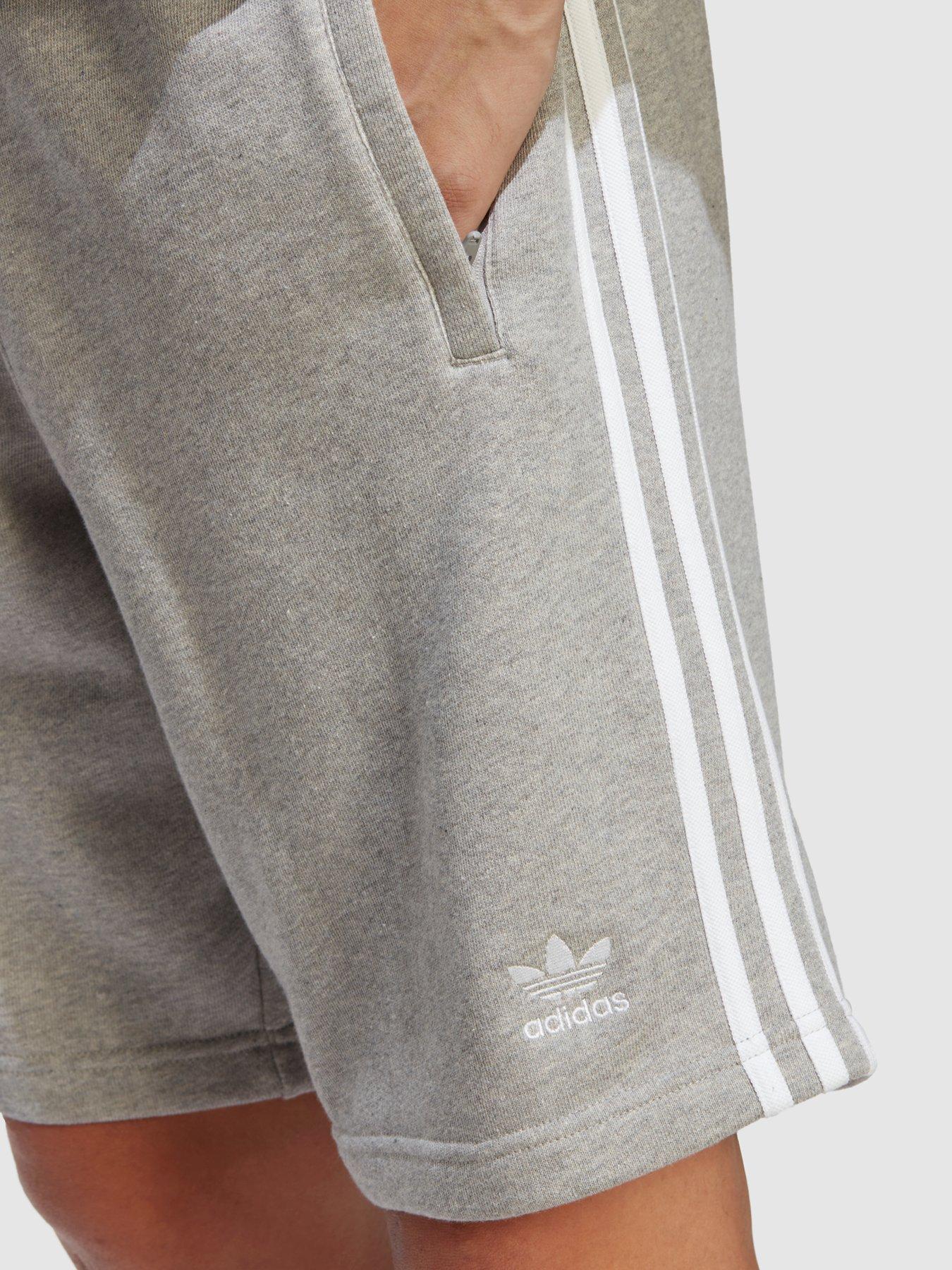 Image 4 of 4 of adidas Originals Adicolor Classics 3-Stripes Sweat Shorts - Medium Grey Heather