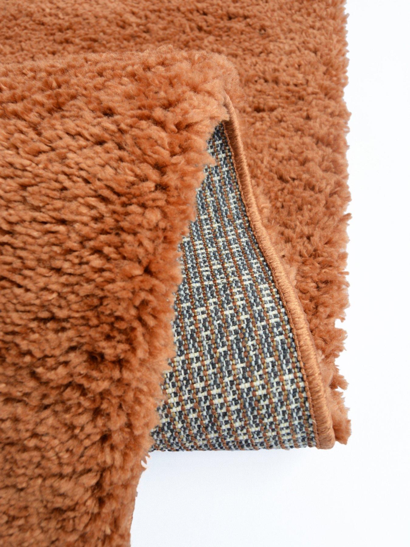 Image 4 of 4 of Very Home Small Snug Shaggy Circle Rug