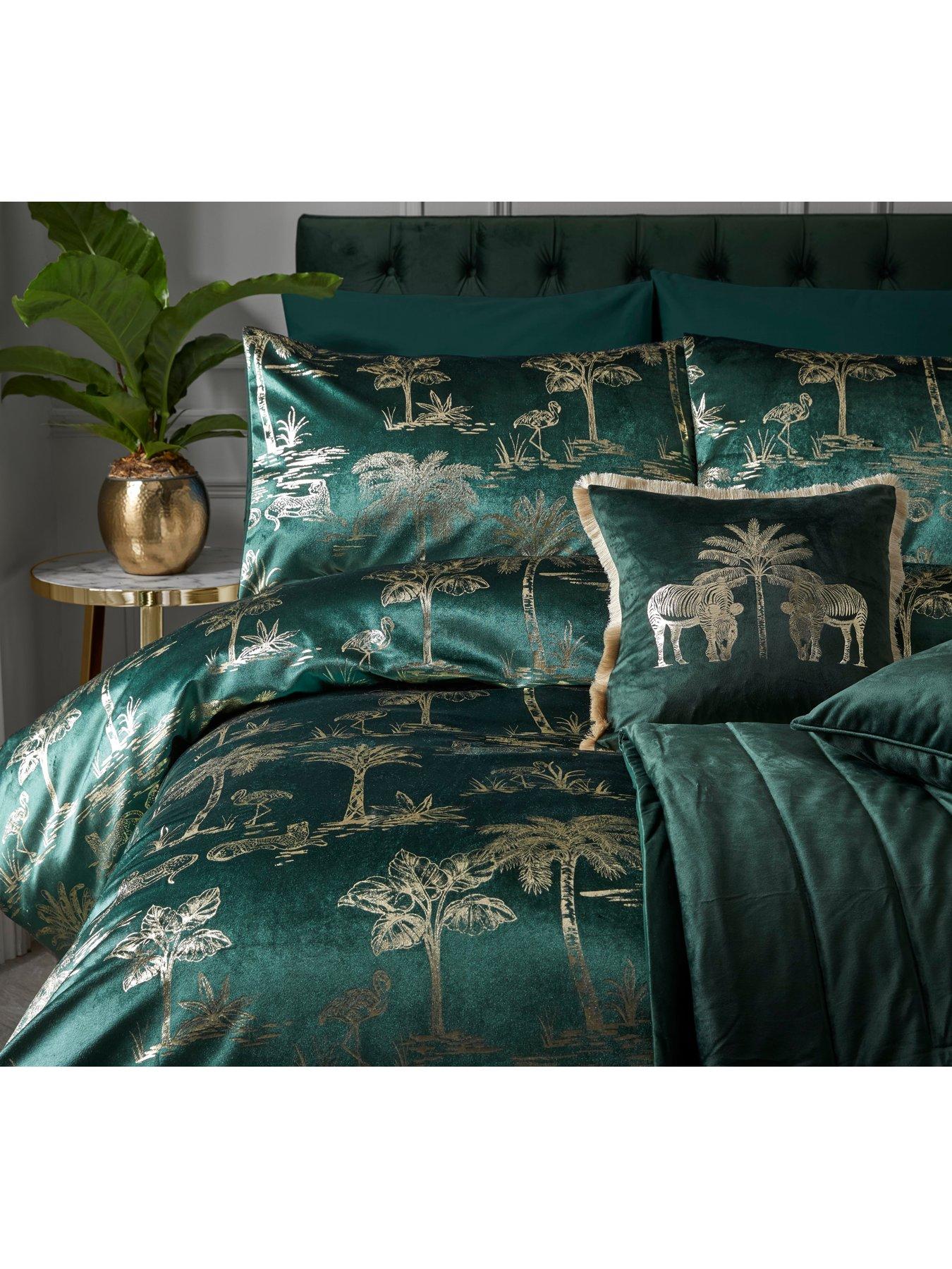 Laurence LlewelynBowen Oasis Velvet Duvet Cover Set Bottle Green Db