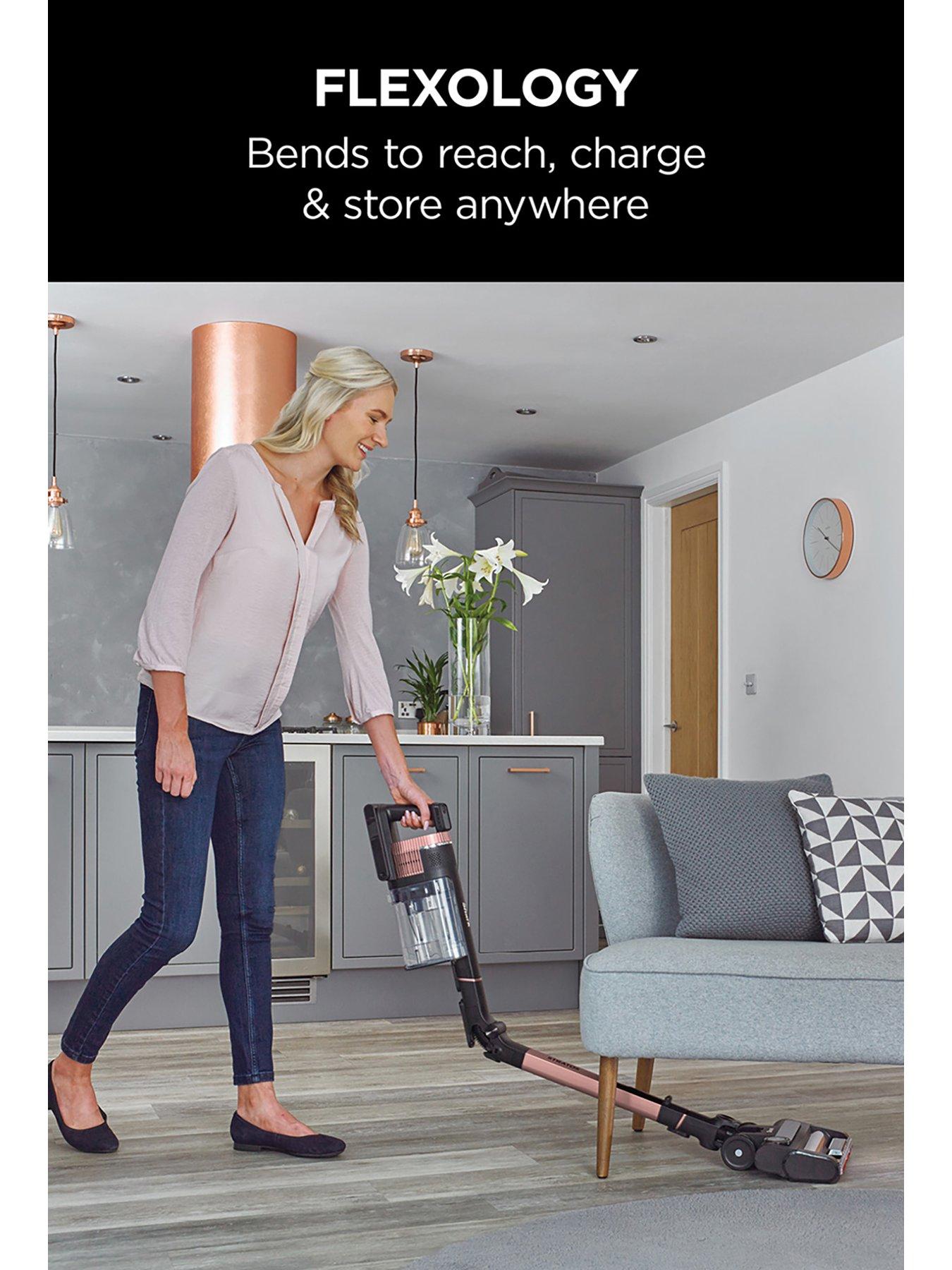 Image 5 of 7 of Shark Stratos Cordless Stick Vacuum with Anti Hair-Wrap Powerfins Technology and Flexology 60 mins&nbsp;- IZ400UK