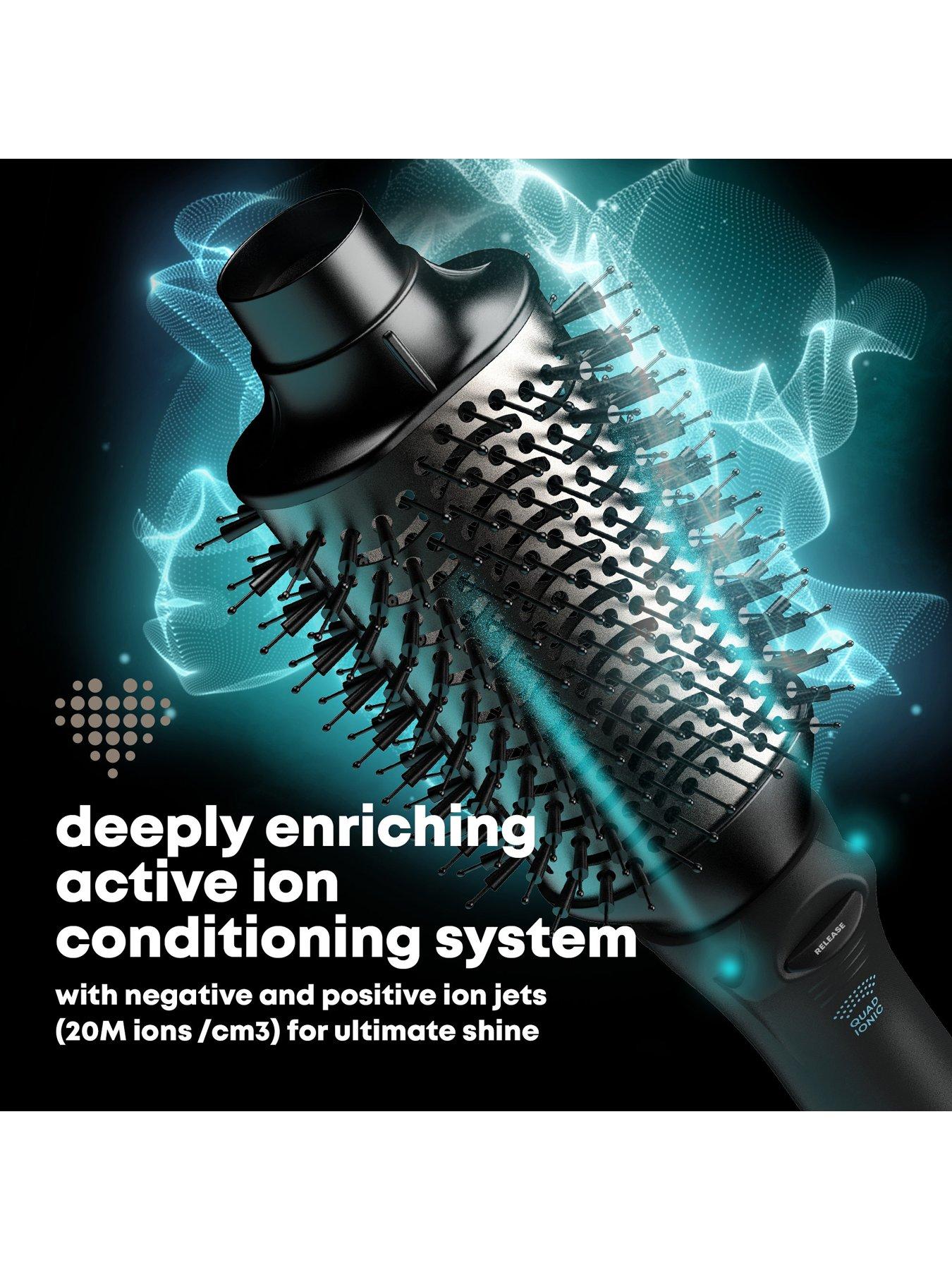 Image 2 of 6 of Revamp Volume &amp; Style Hot Brush Styler