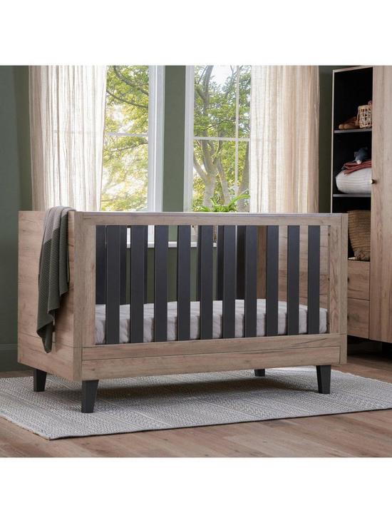 front image of tutti-bambini-como-cot-bed-distressed-oakslate