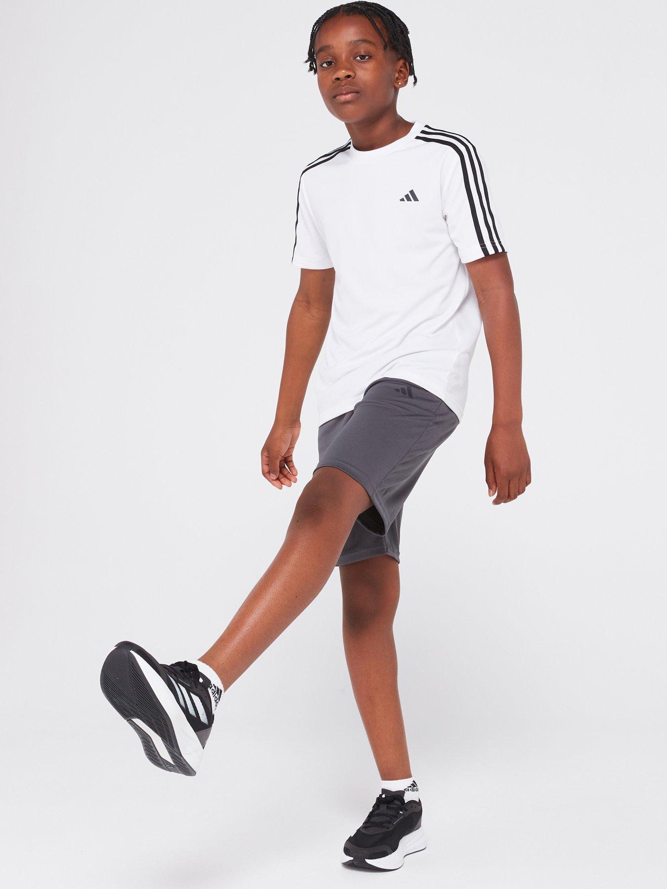 Image 3 of 6 of adidas Sportswear Junior Boys Train Essentials 3 Stripes Short &amp; Tee Set - White/Black