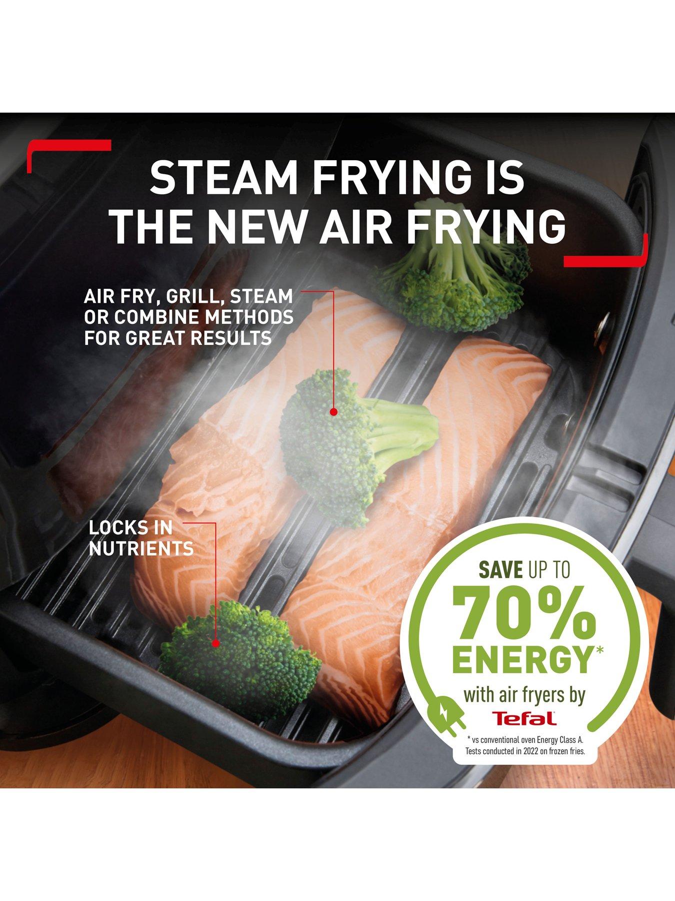 Air fryer outlet steamer