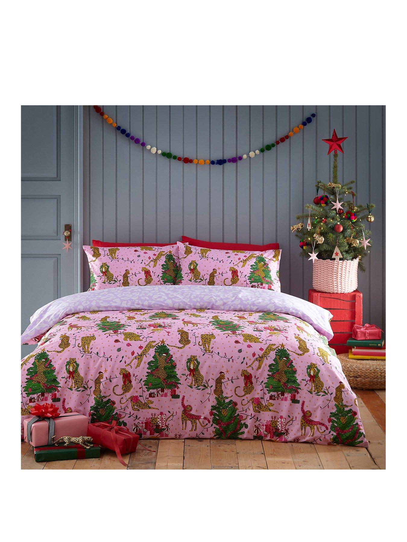 Furn Purrfect Christmas Duvet Cover Set in Pink very.co.uk