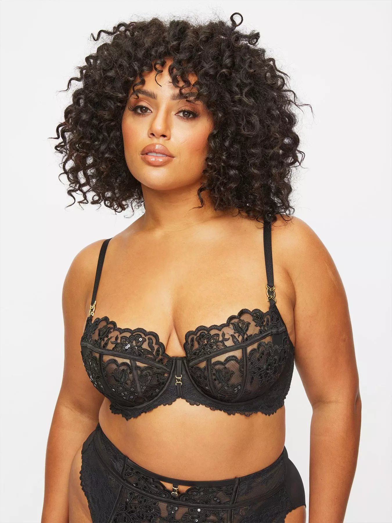 Ann Summers The Hero Lace Non Padded Bra for Women with Jewelled Charm,  Underwire Bra, Unpadded Bra, Plunge Bra with Lace, Matching Underwear -  Black