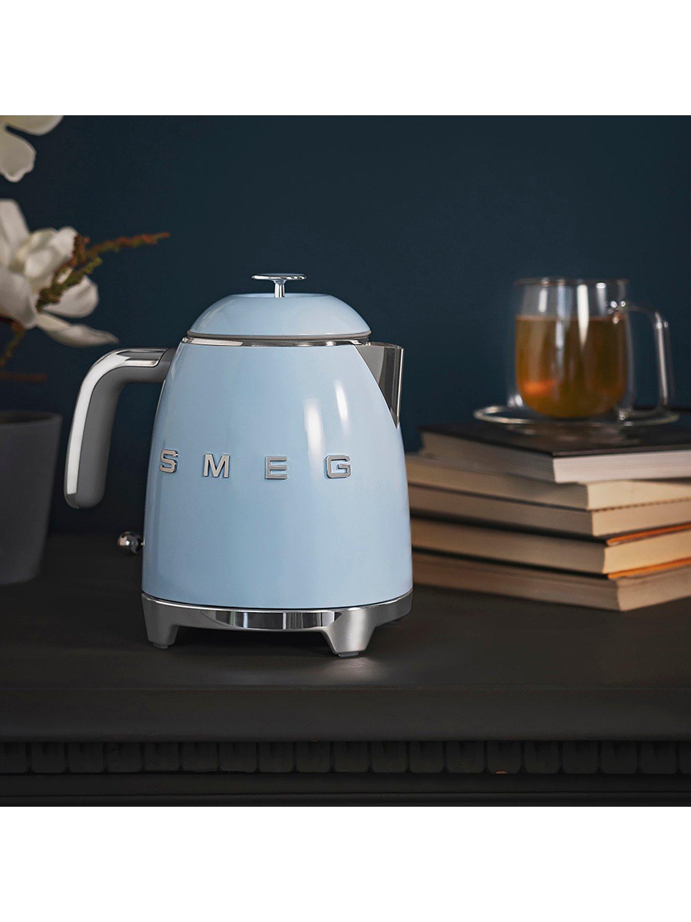 Smeg Kettle Pastel Blue