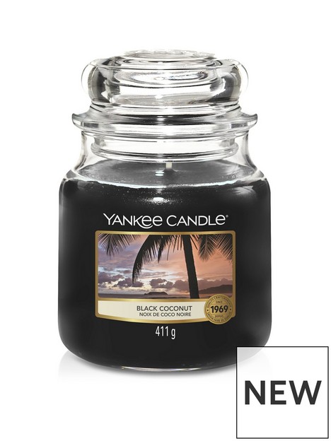yankee-candle-classic-medium-jar-black-coconut