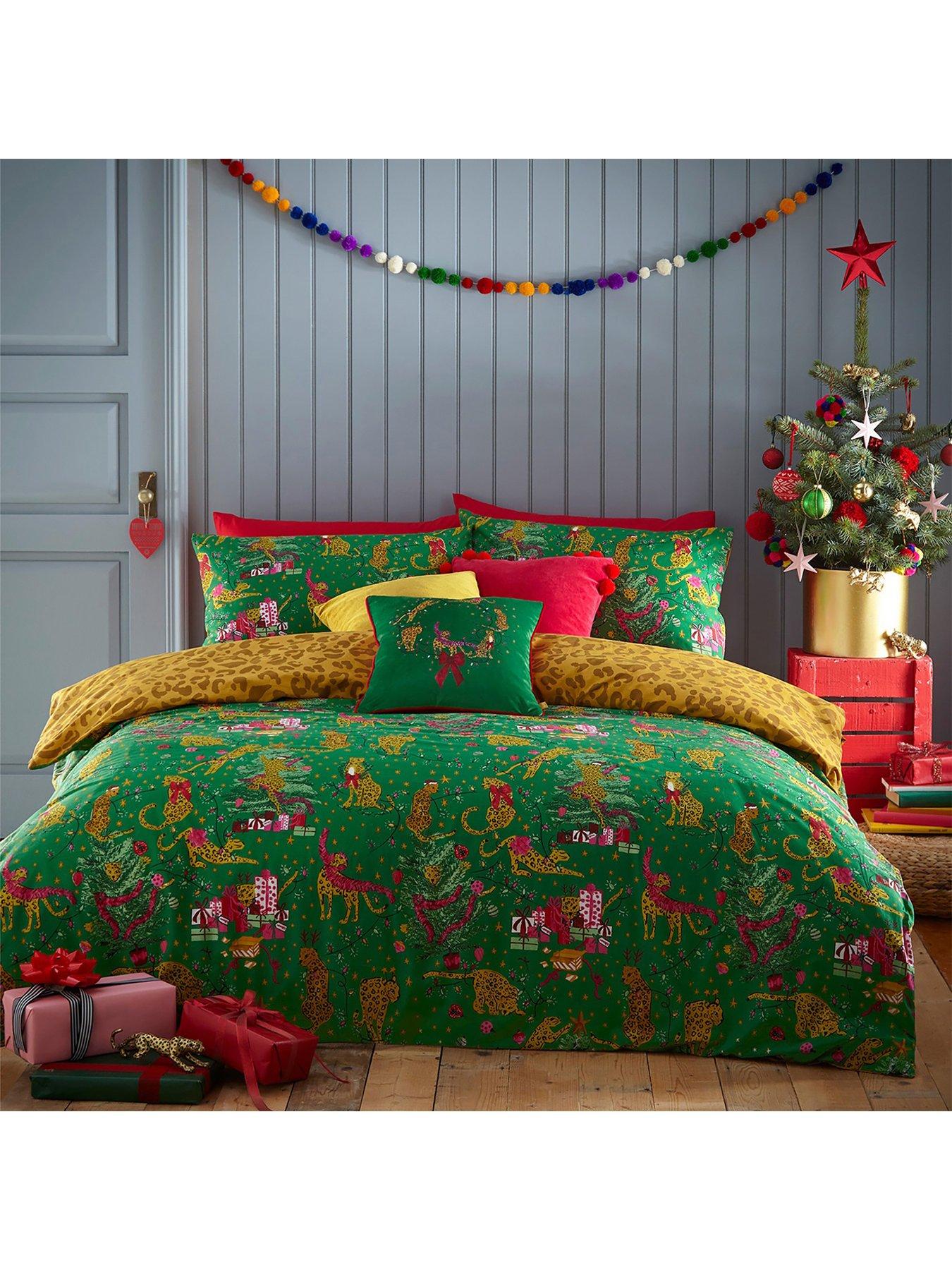 Product photograph of Furn Purrfect Christmas Duvet Cover Set - Green from very.co.uk