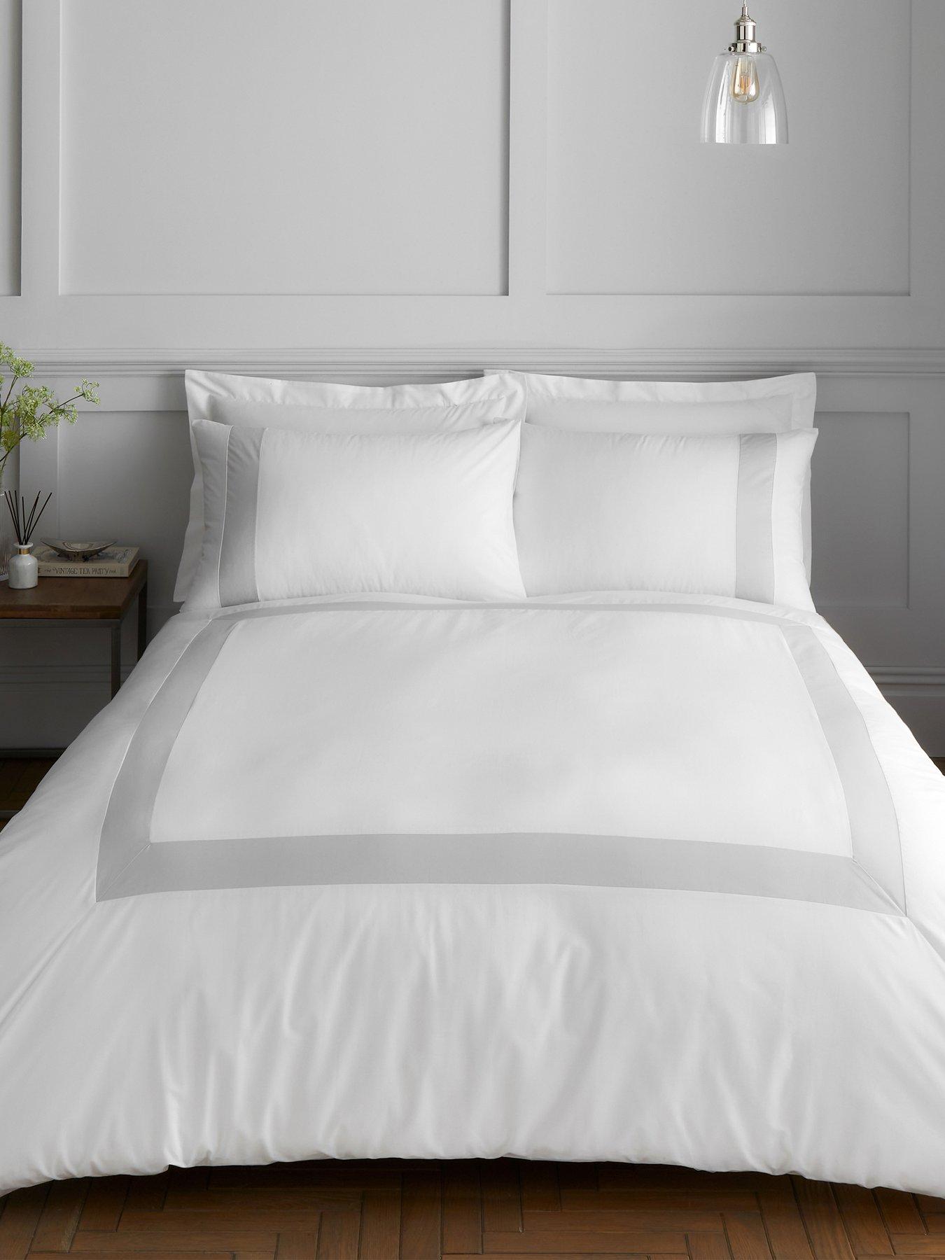Product photograph of Bianca Fine Linens Tailored 100 Cotton Duvet Cover Set from very.co.uk