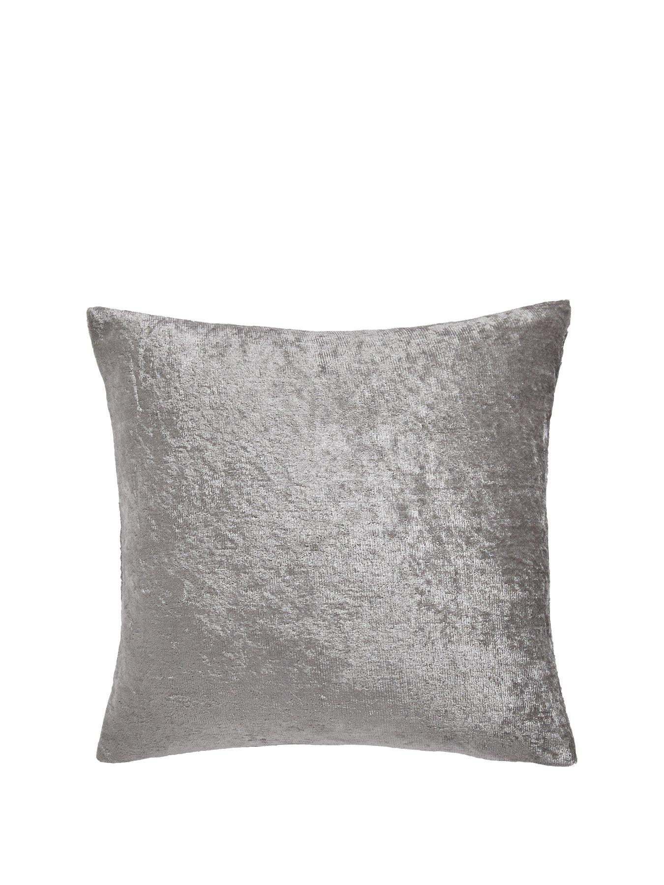 cascade-home-laura-crushed-velvet-cushion