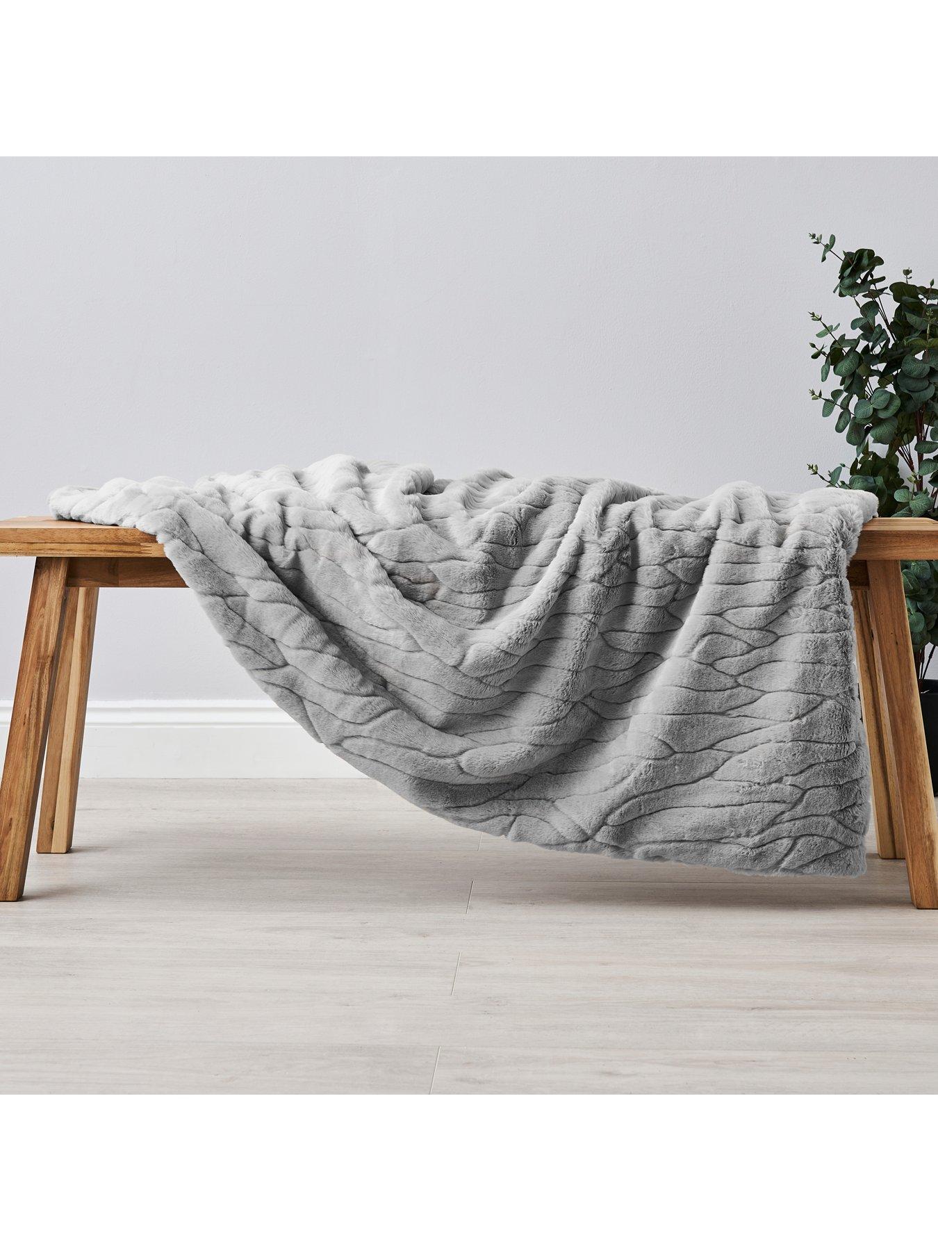 undefined Bergen Faux Fur Throw - Cream