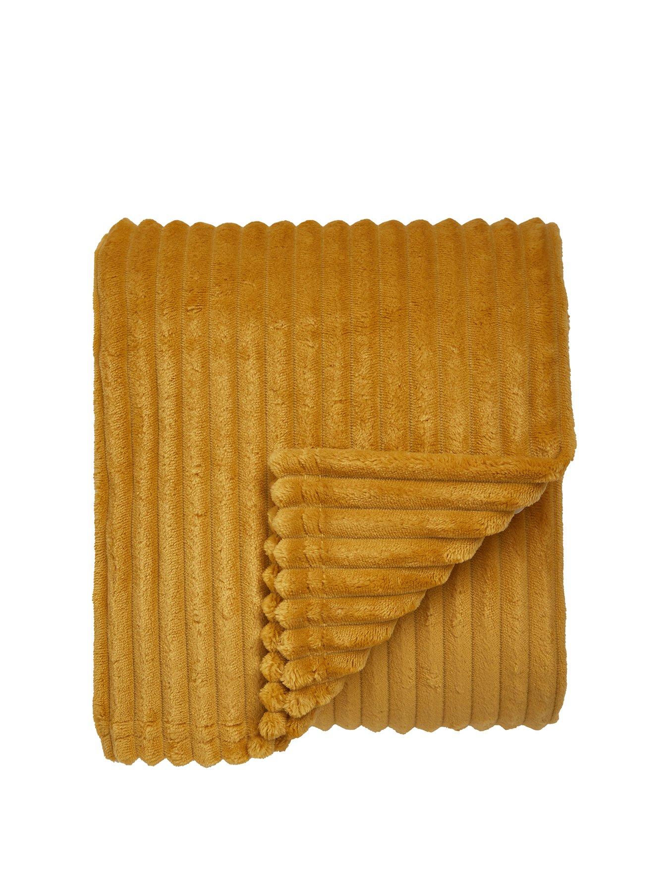 Very Home Ribbon Velour Throw