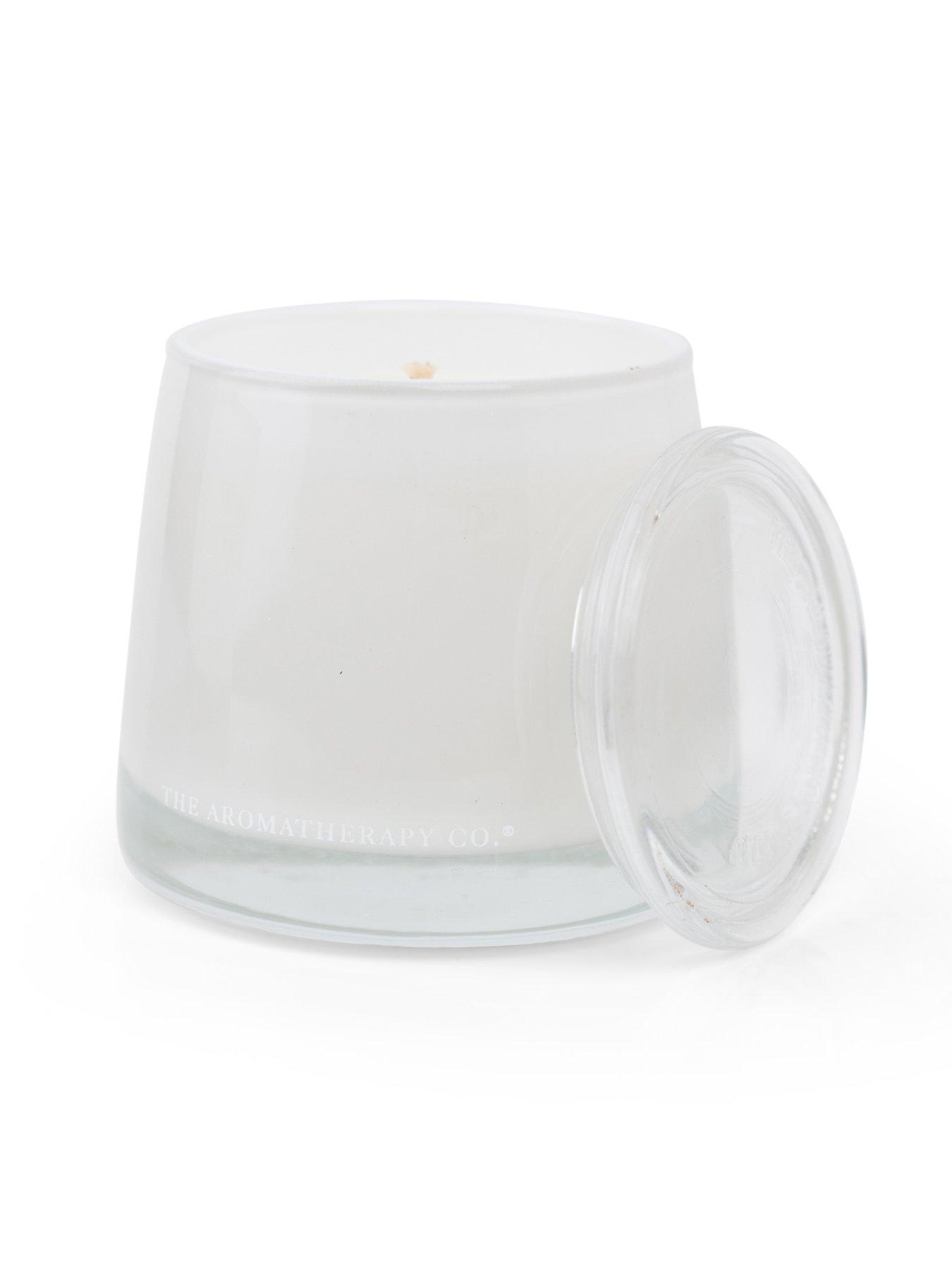 The Aromatherapy Co. Unwind Therapy Candle Coconut & Water Flower