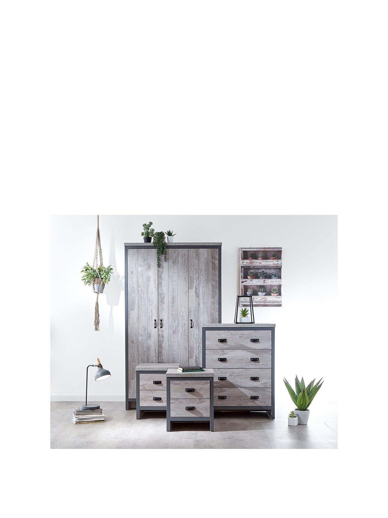 GFW Boston 4 Piece Package - 3 Door Wardrobe, 4 Drawer Chest, 2 Bedside Chests - grey
