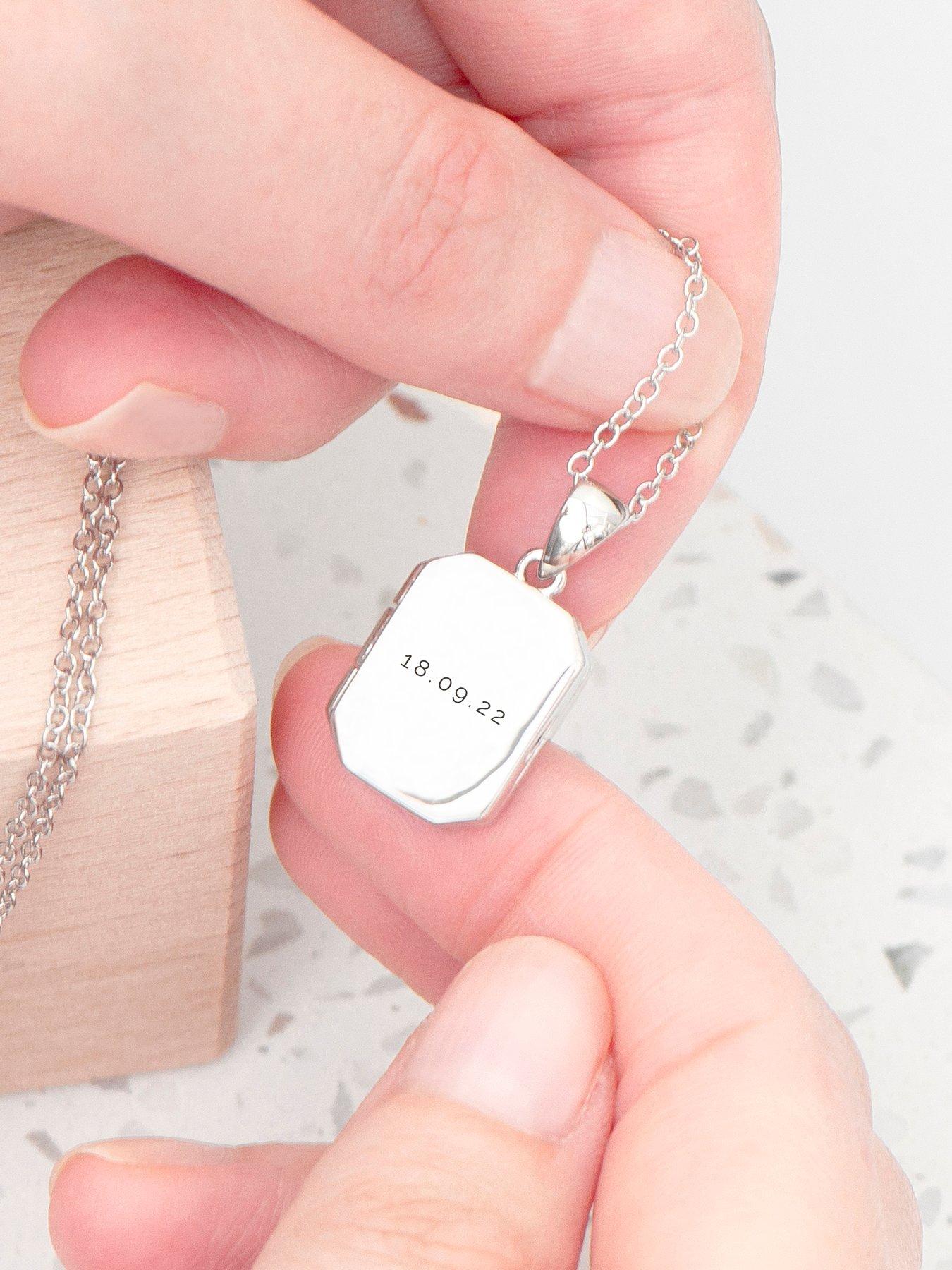 Image 2 of 5 of Treat Republic Personalised Rectangular Photo Locket - Silver