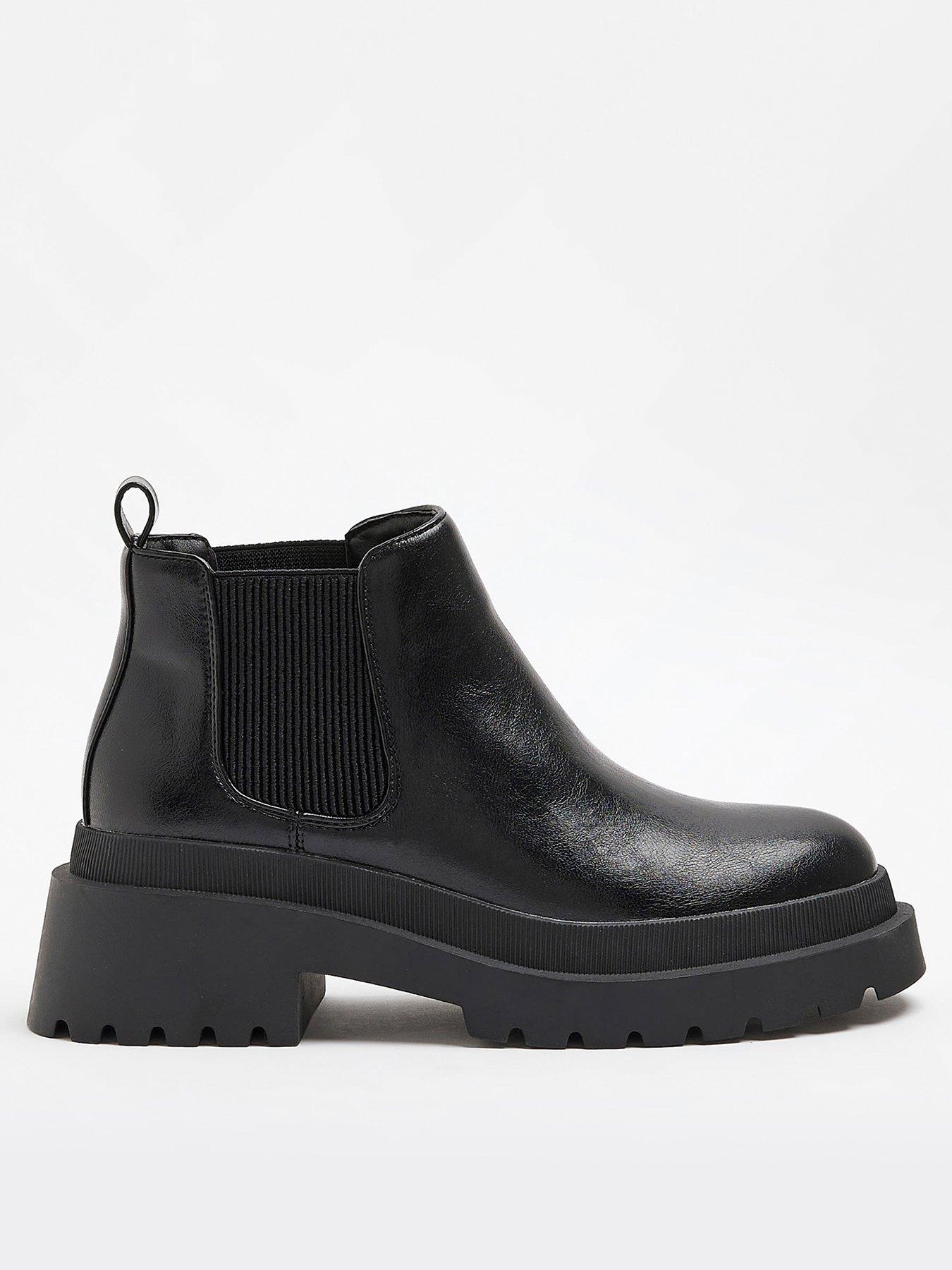 Low ankle store chelsea boots