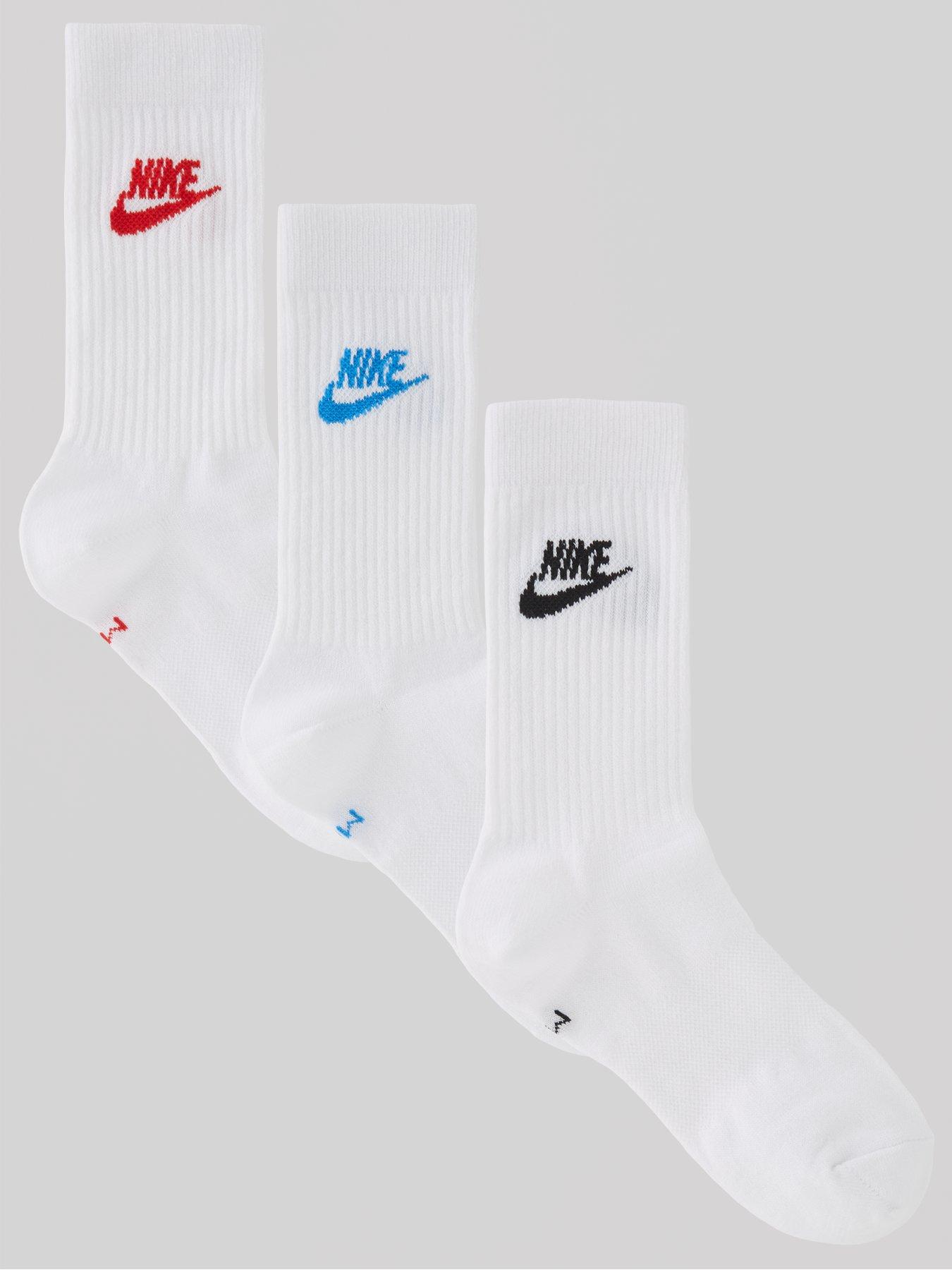 3 Pack of Sportswear Everyday Futura Essential Socks White