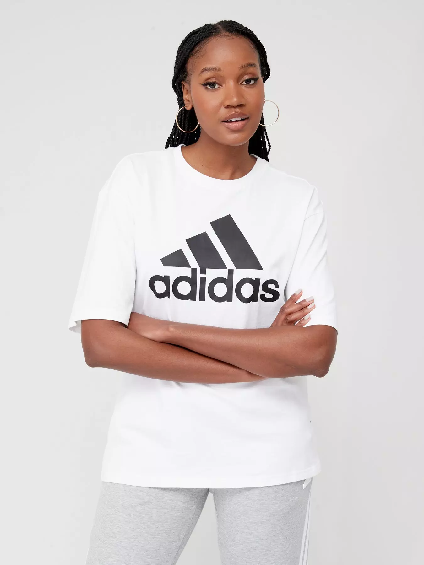https://media.very.co.uk/i/very/V8XHY_SQ1_0000000269_WHITE_BLACK_MDf/adidas-sportswear-womens-big-logo-boyfriend-t-shirt-whiteblack.jpg?$180x240_retinamobilex2$&fmt=webp