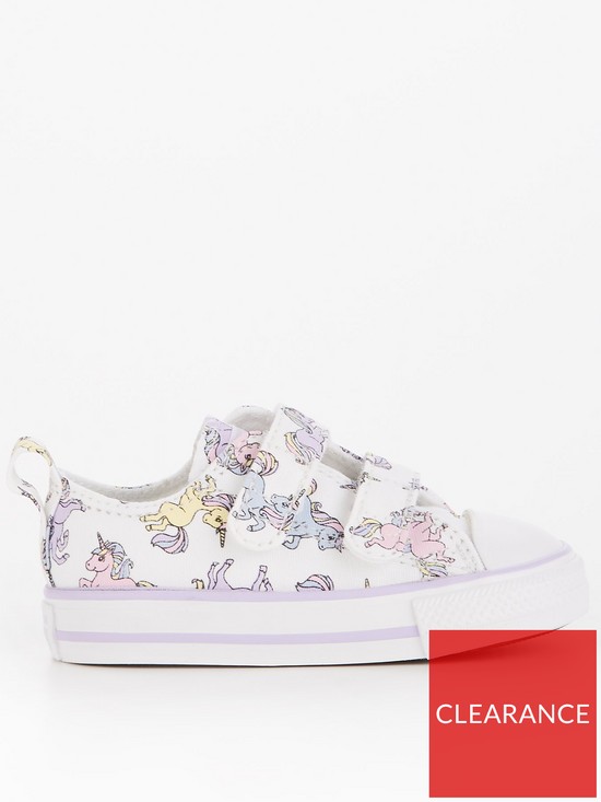 front image of converse-chuck-taylor-all-star-2v-unicorns-toddler-girls-canvas-trainerss-whiteprint