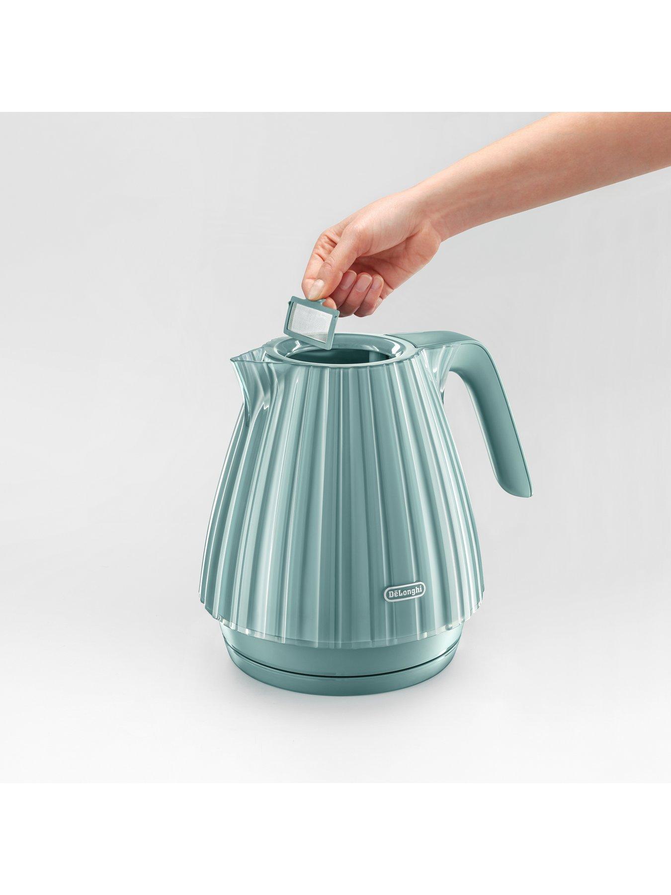 Delonghi green kettle and toaster clearance