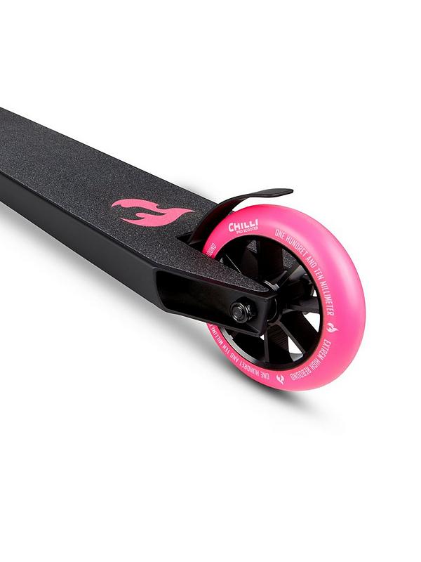 Image 3 of 6 of Micro Scooter Chilli Base Scooter&nbsp;Pink