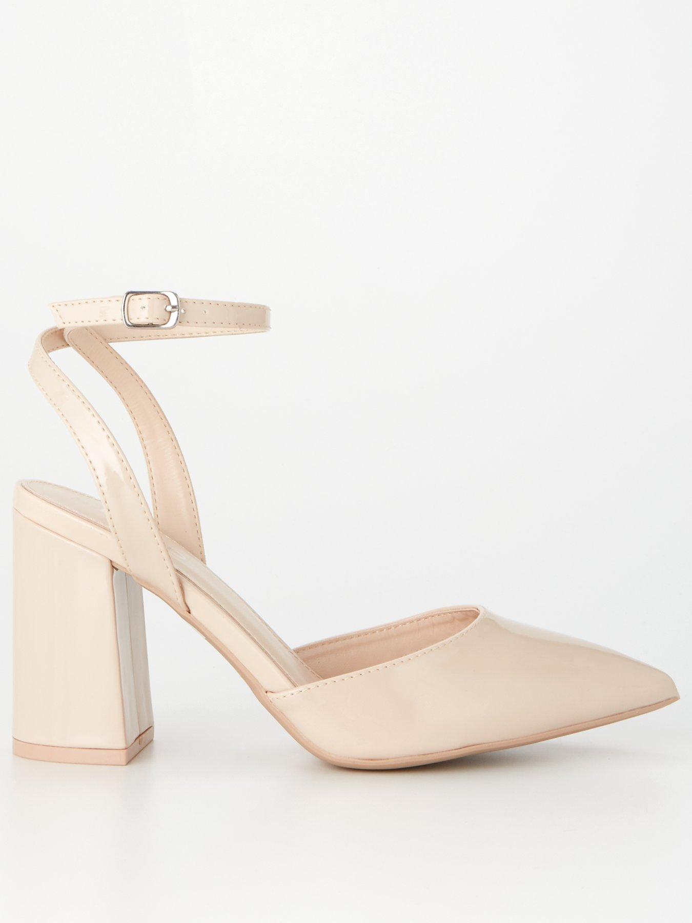 closed toe wide fit heels