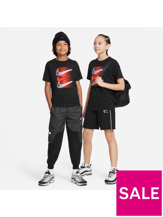 stillFront image of nike-older-boys-sportswear-core-brandmark-t-shirt-black