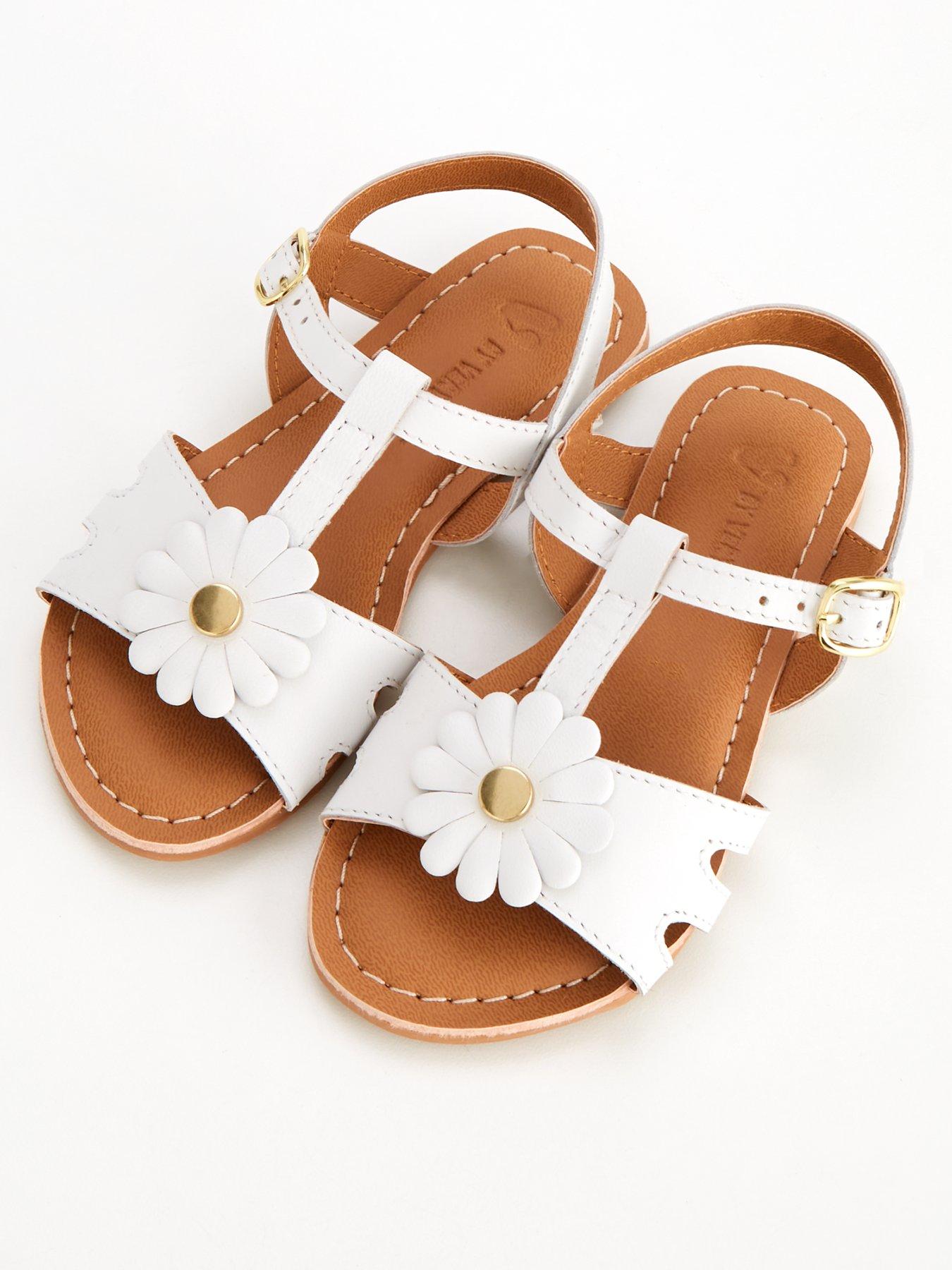 Very deals girls sandals