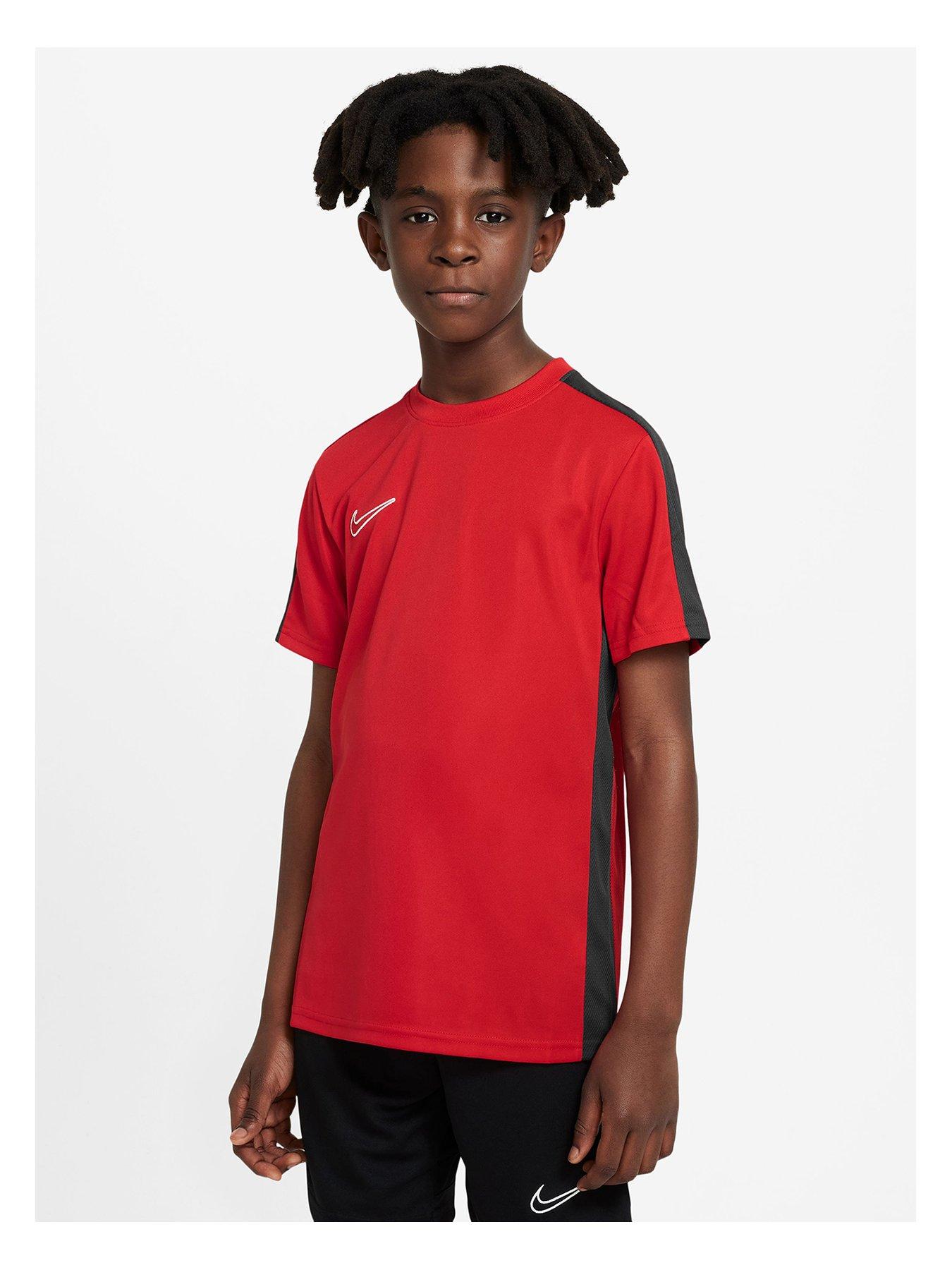 Nike 2025 youth clearance