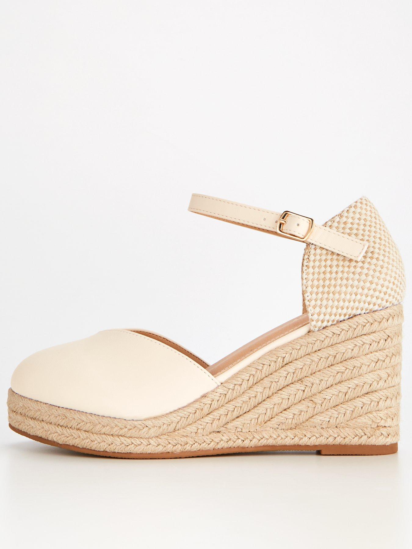 Covered best sale toe wedges