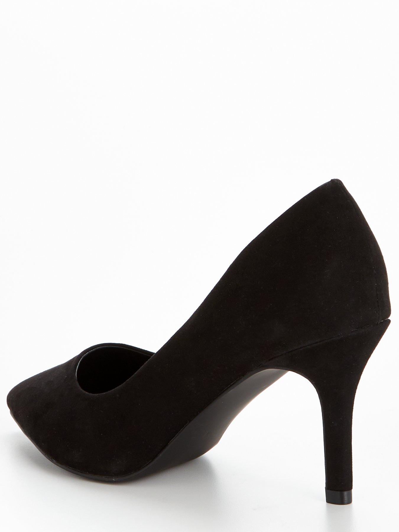 Wide fit black suede court clearance shoes