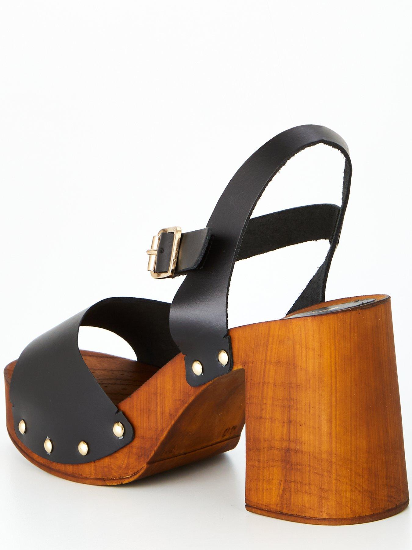 Wooden 2024 clog sandals