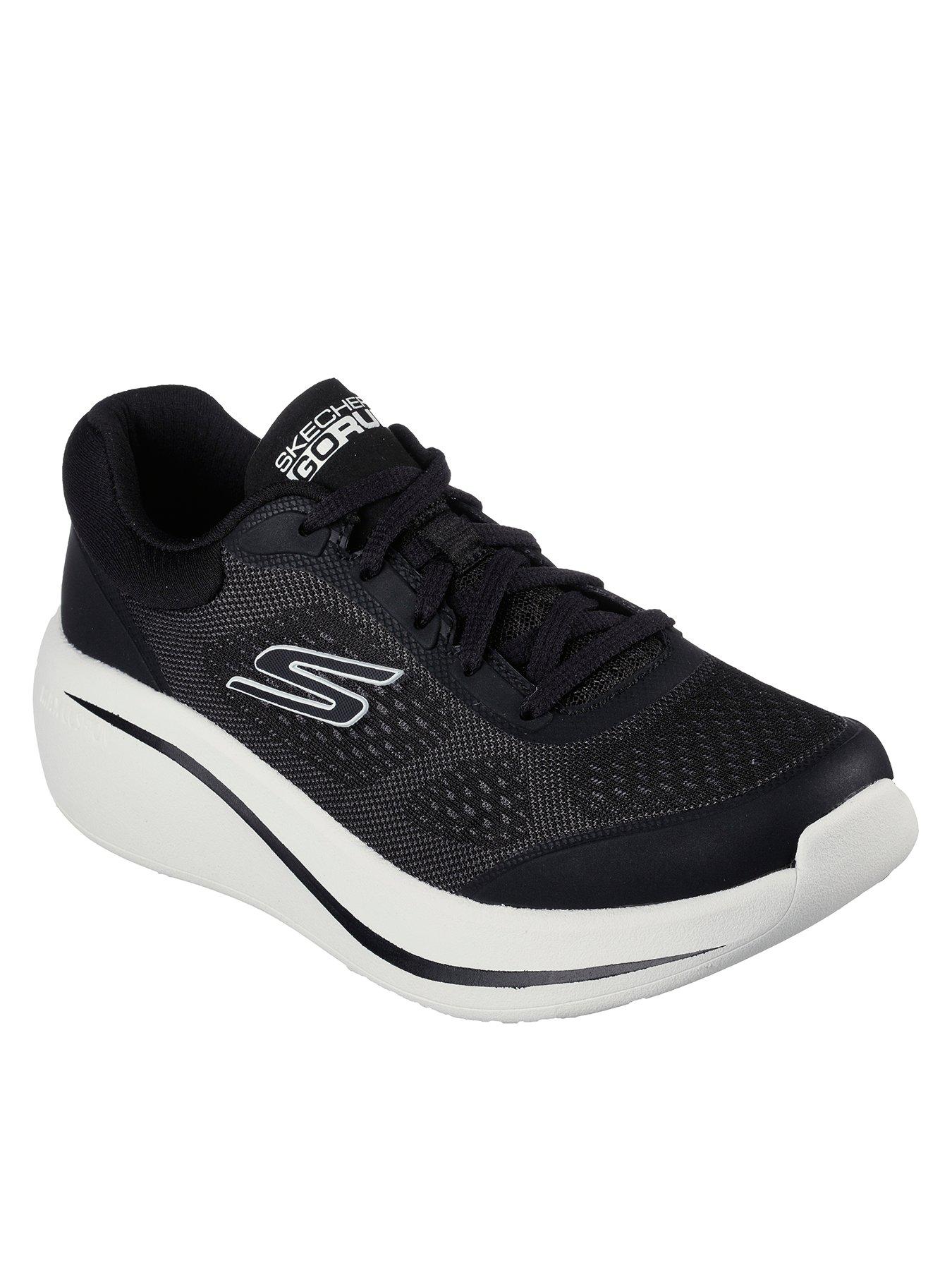 Skechers Max Cushioning Essential Trainer Black very