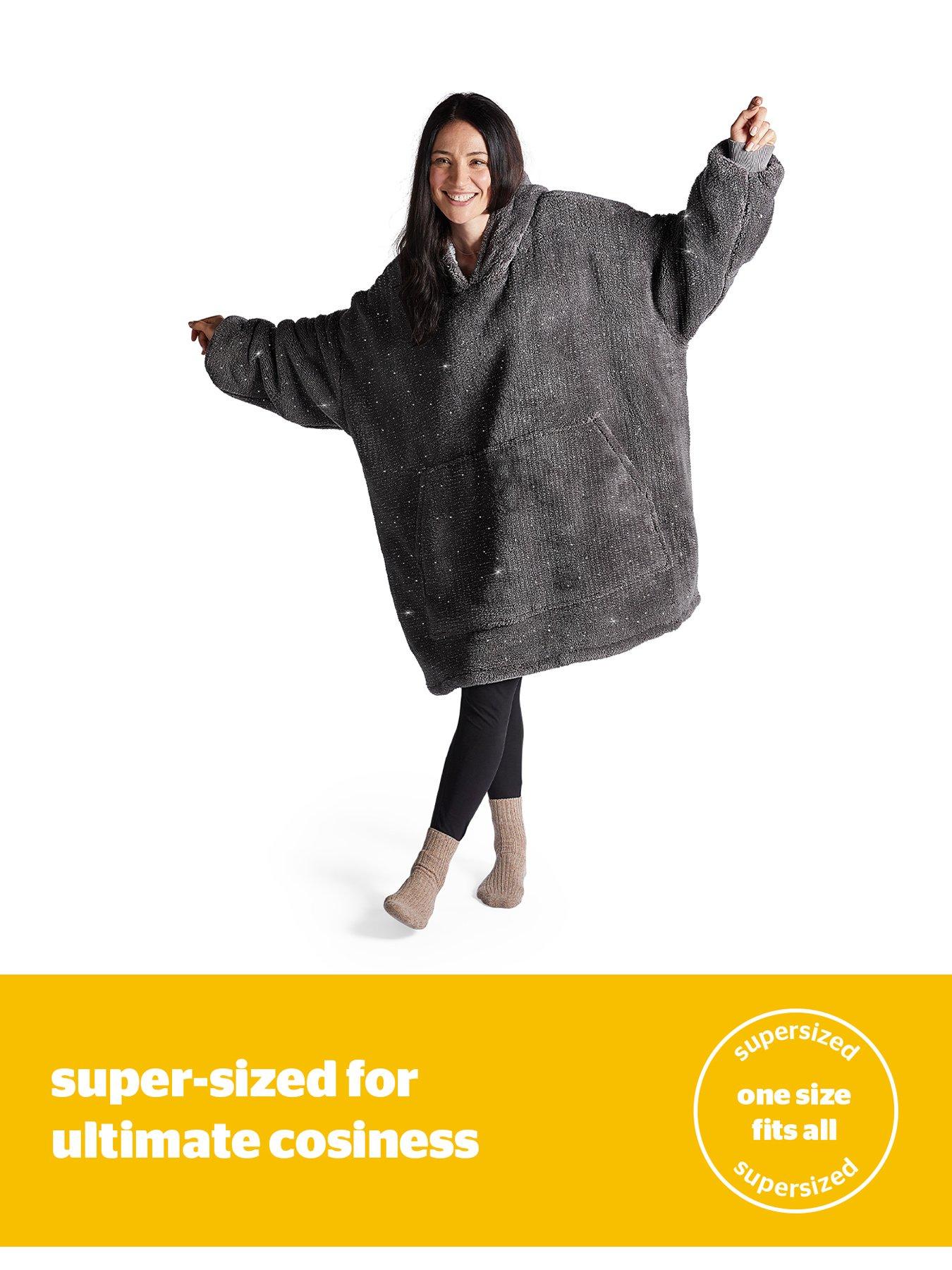 Image 4 of 7 of Silentnight Oversized Glitter Fleece Hoodie - Charcoal